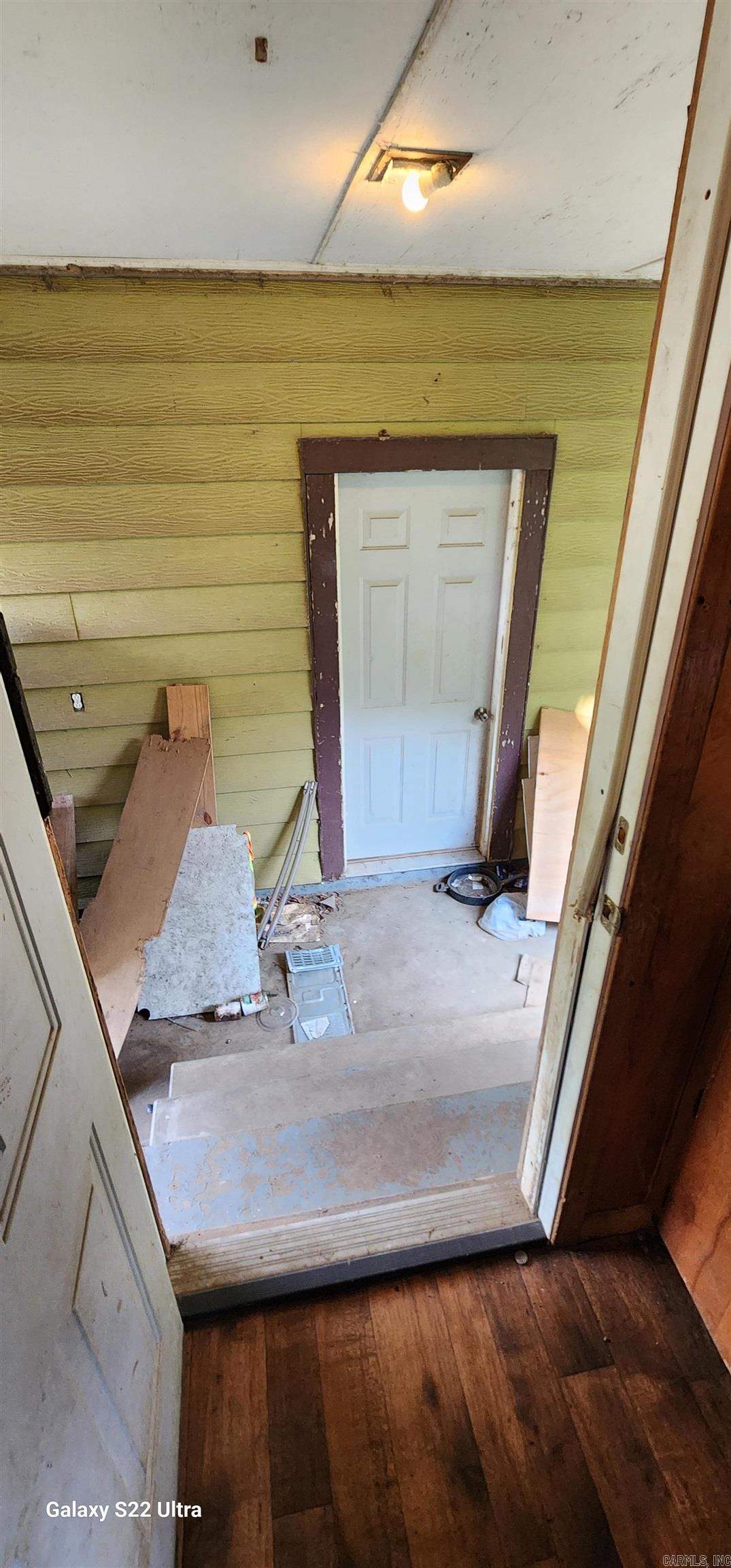 2710 E Walnut Street Paris, AR 72855