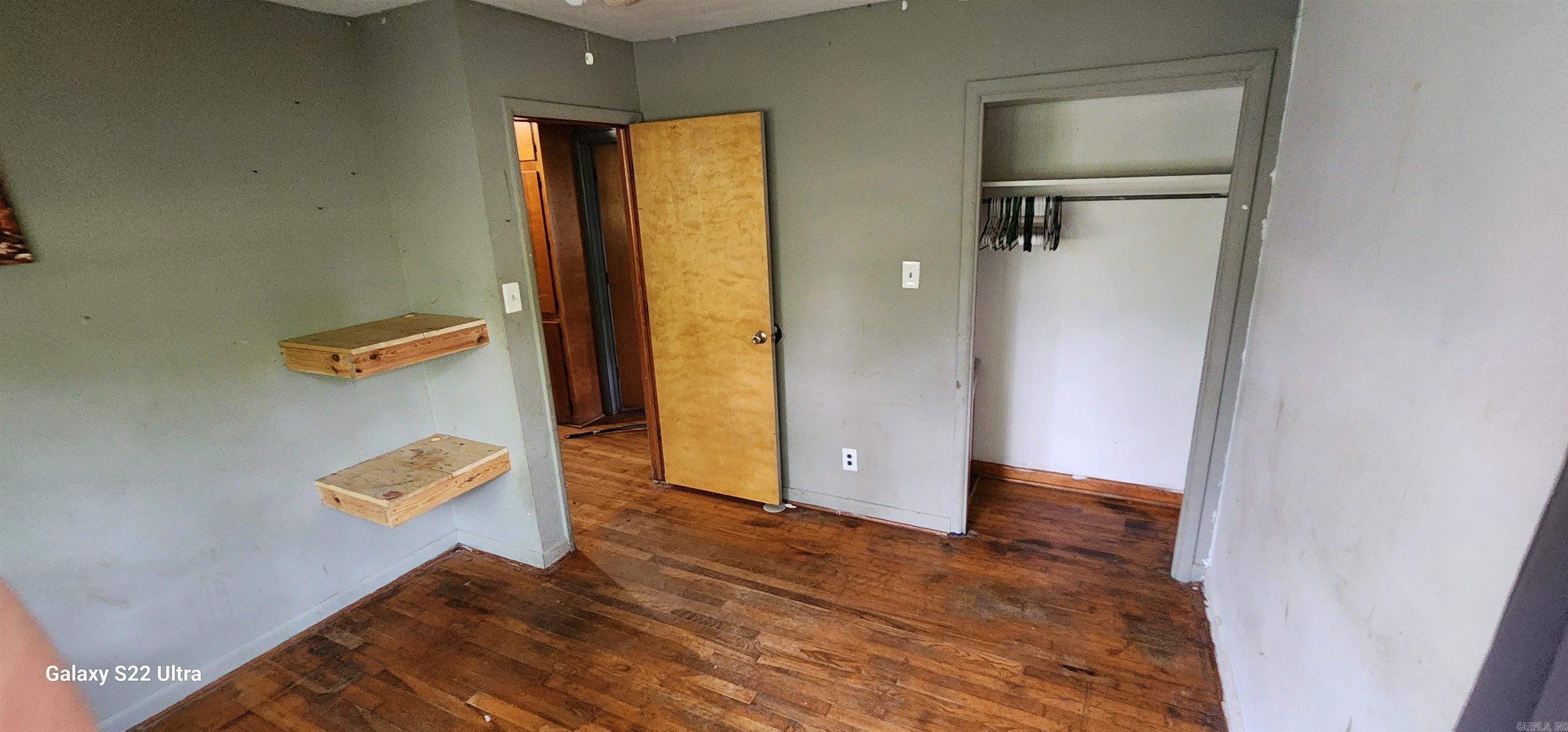 2710 E Walnut Street Paris, AR 72855