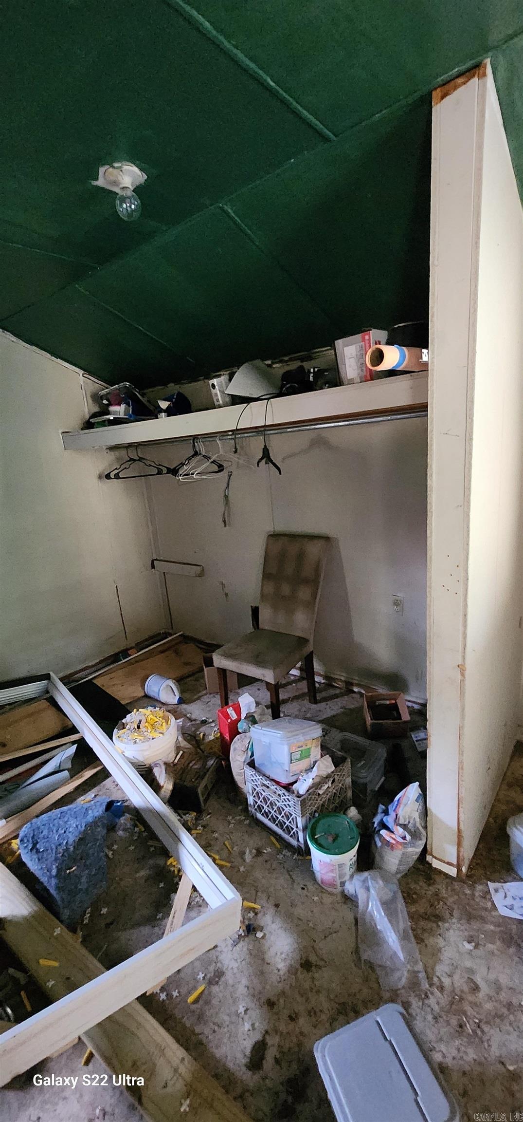 2710 E Walnut Street Paris, AR 72855