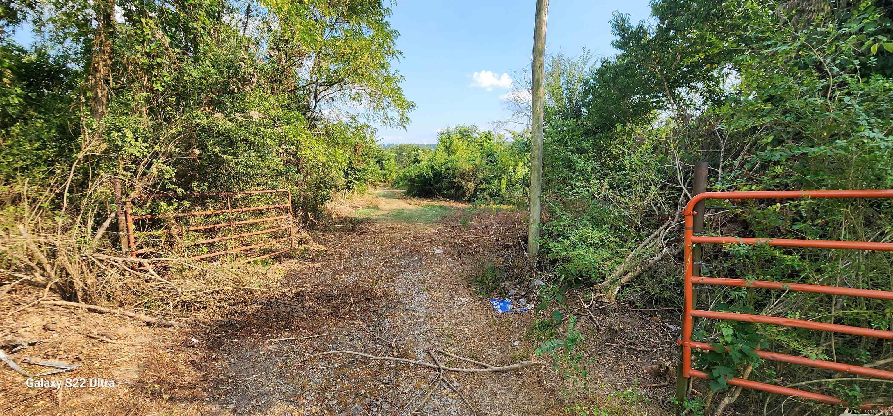 2710 E Walnut Street Paris, AR 72855