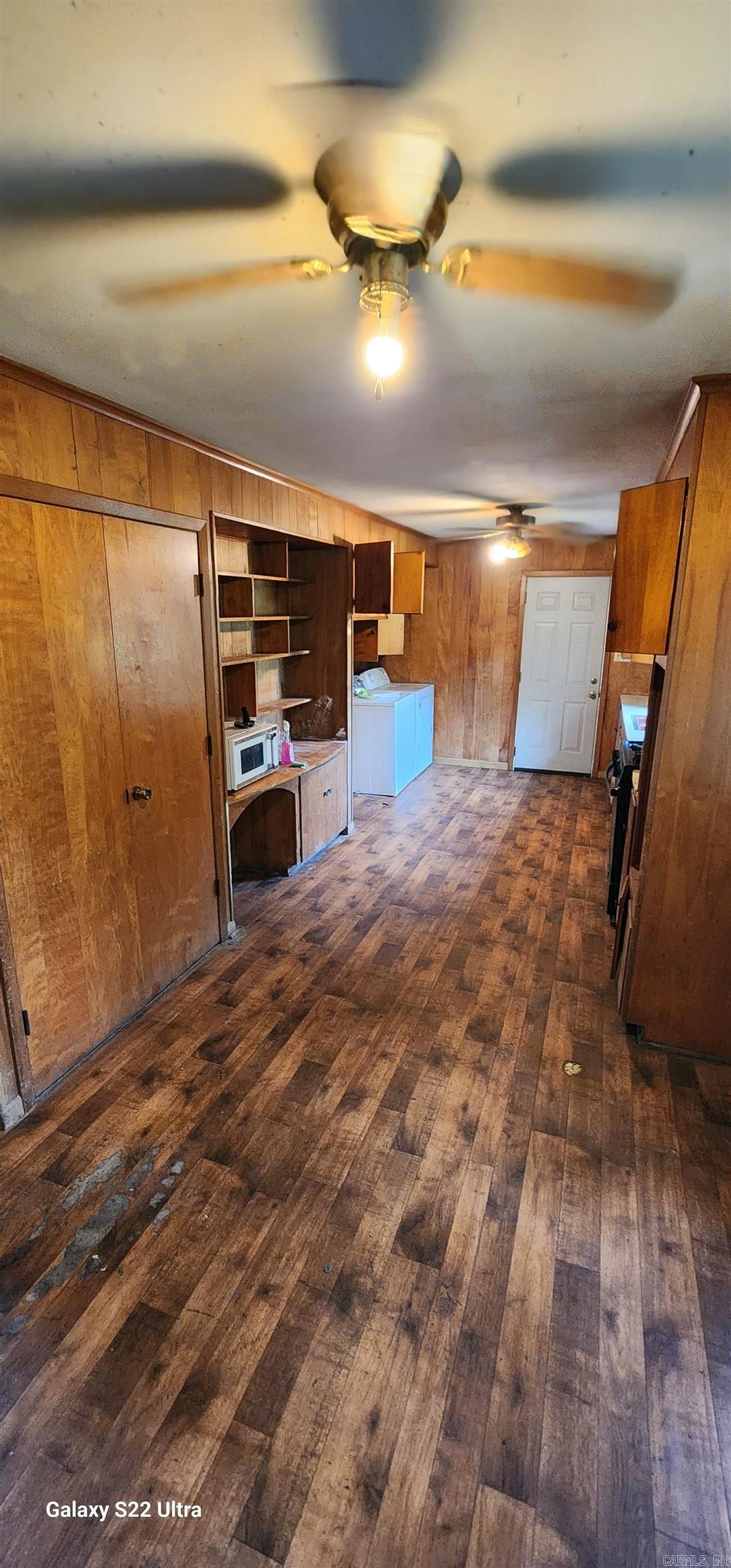 2710 E Walnut Street Paris, AR 72855