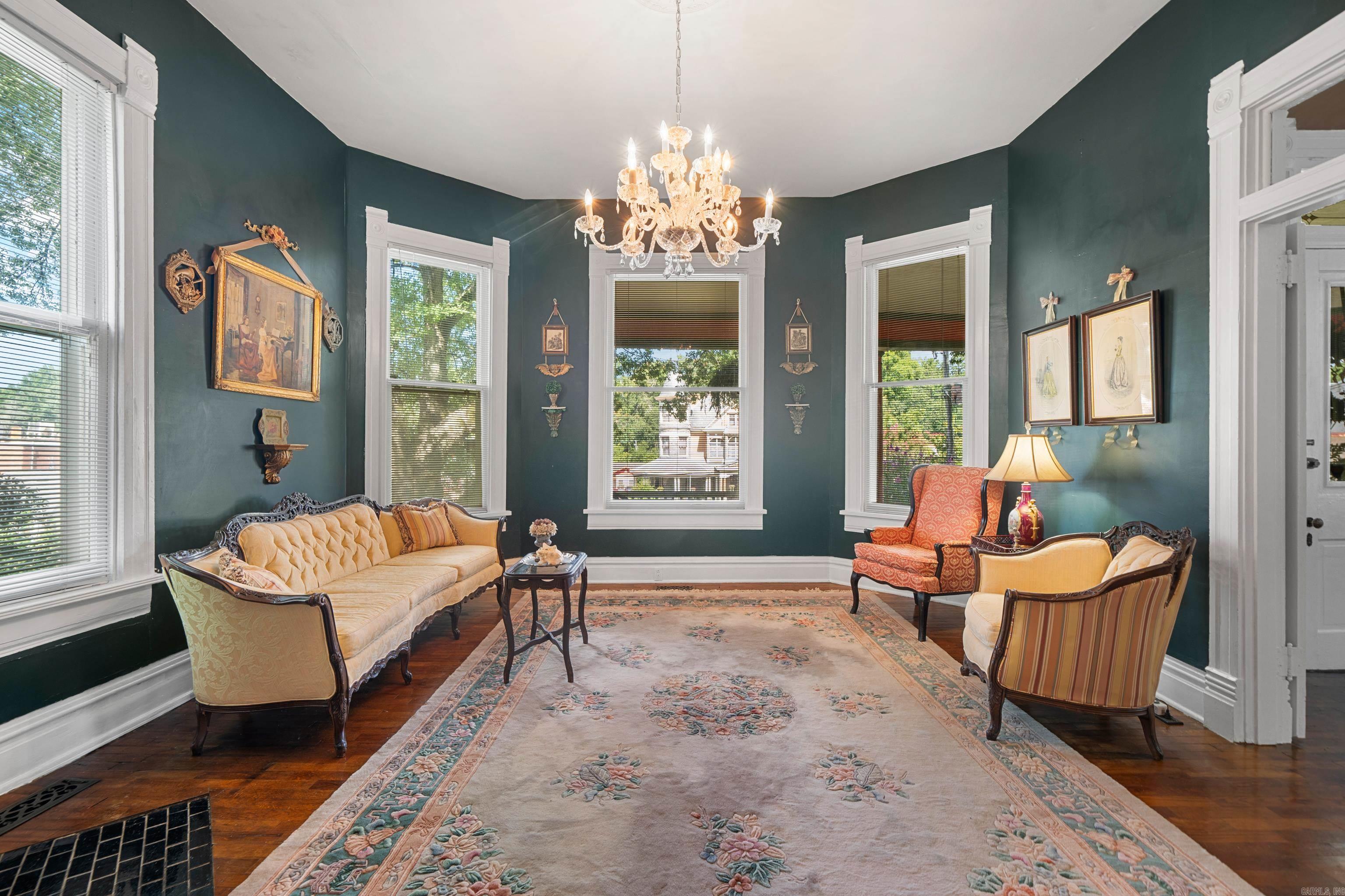 734 Park Avenue Hot Springs, AR 71901