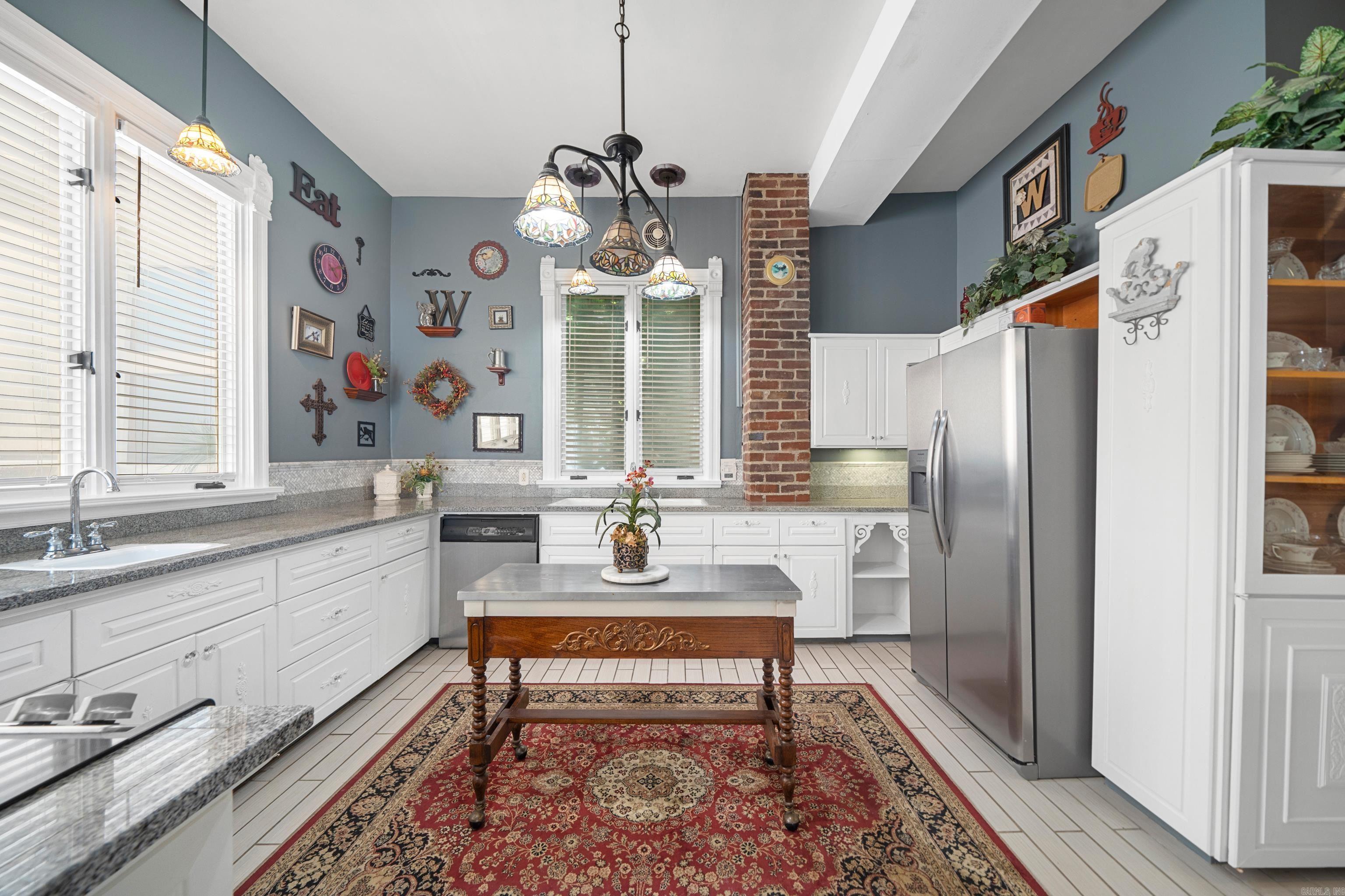 734 Park Avenue Hot Springs, AR 71901