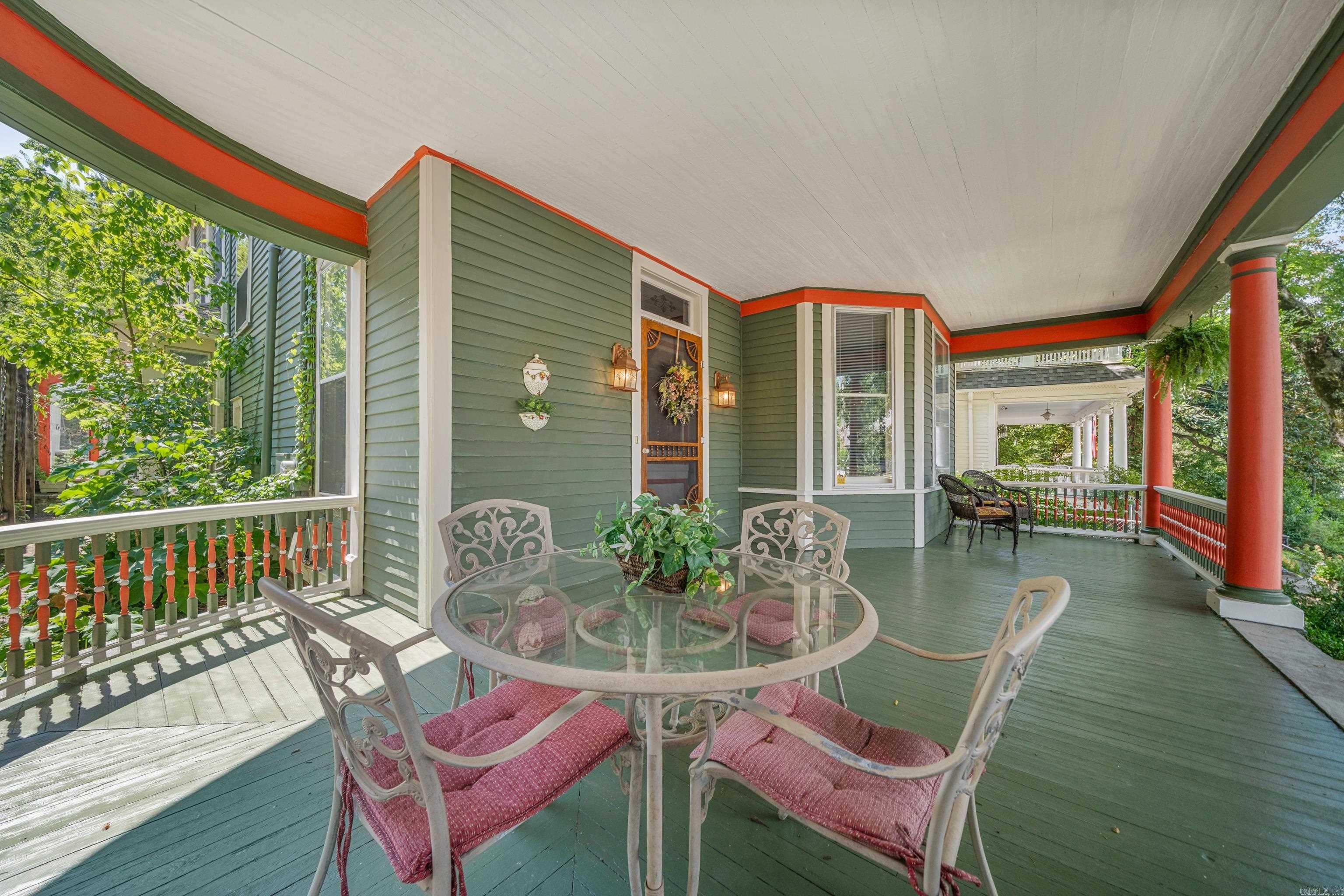 734 Park Avenue Hot Springs, AR 71901