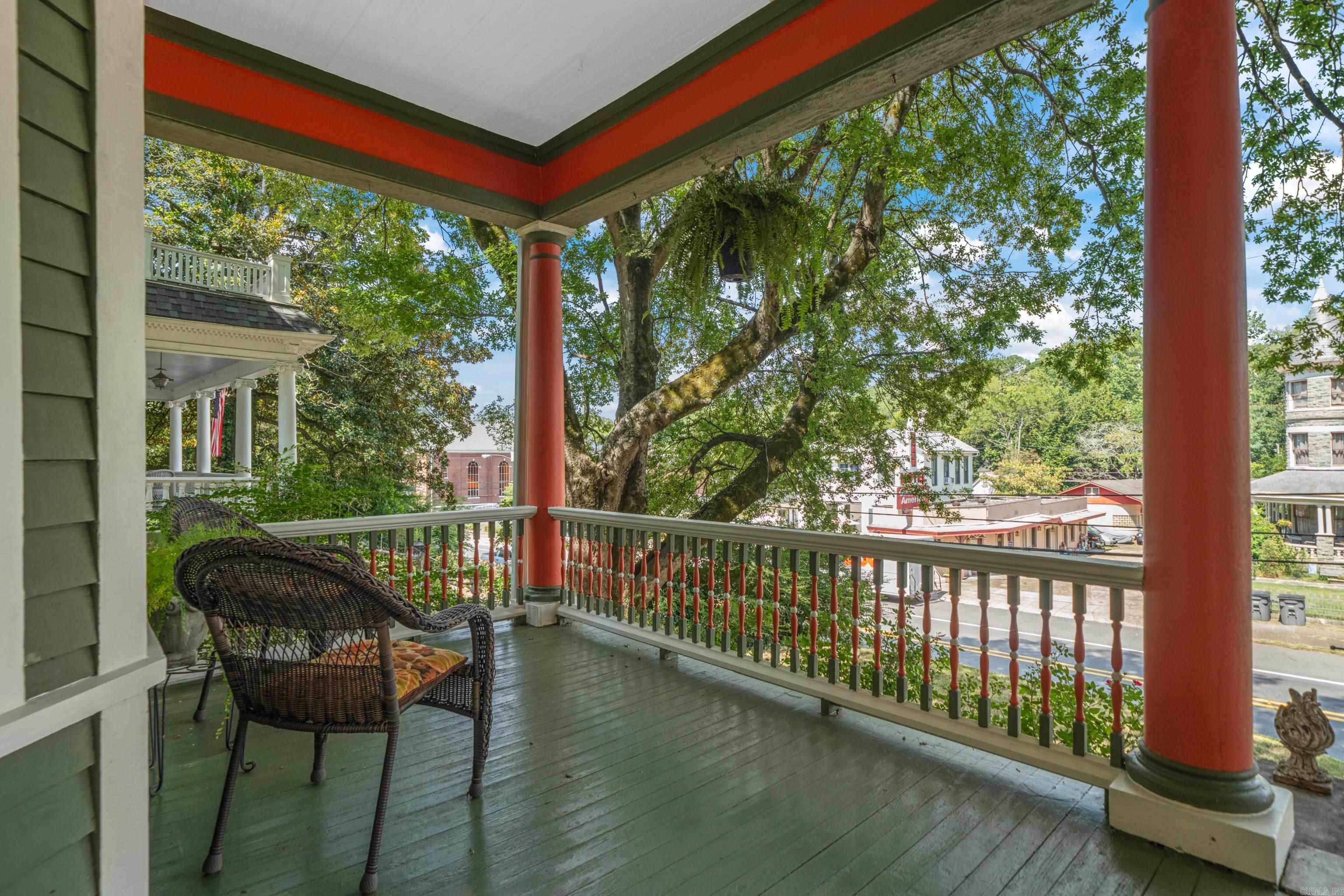 734 Park Avenue Hot Springs, AR 71901