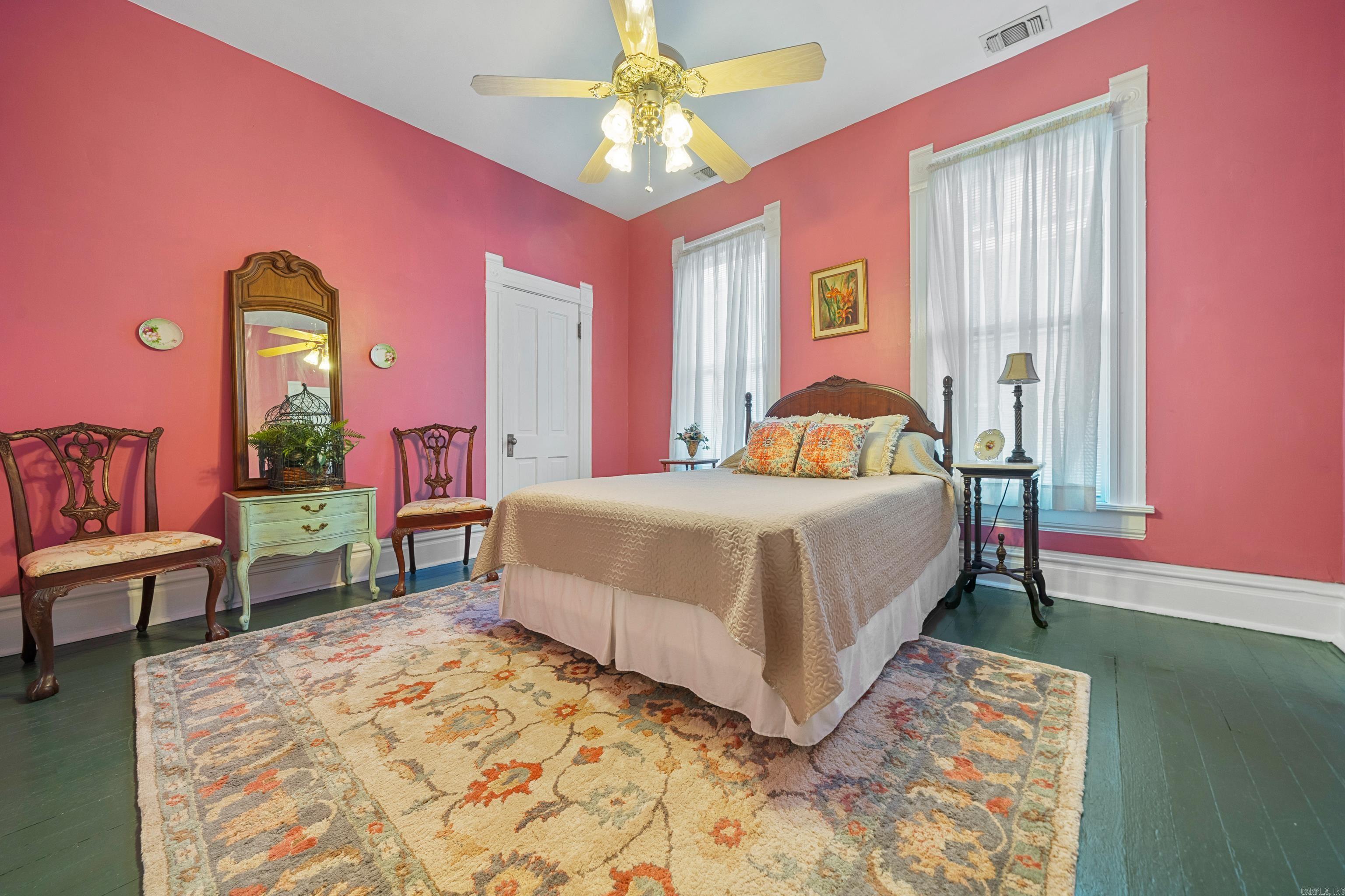 734 Park Avenue Hot Springs, AR 71901