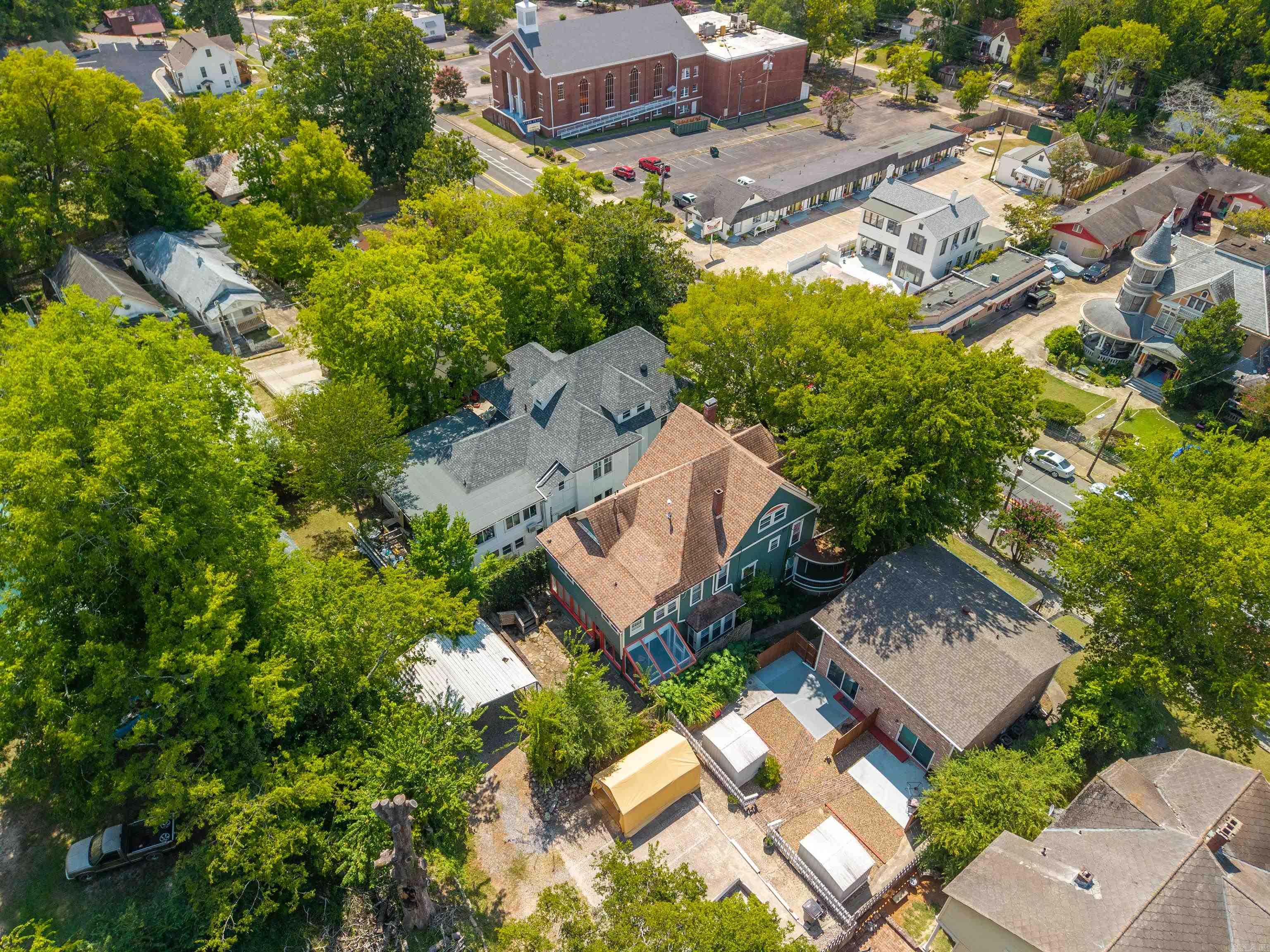 734 Park Avenue Hot Springs, AR 71901