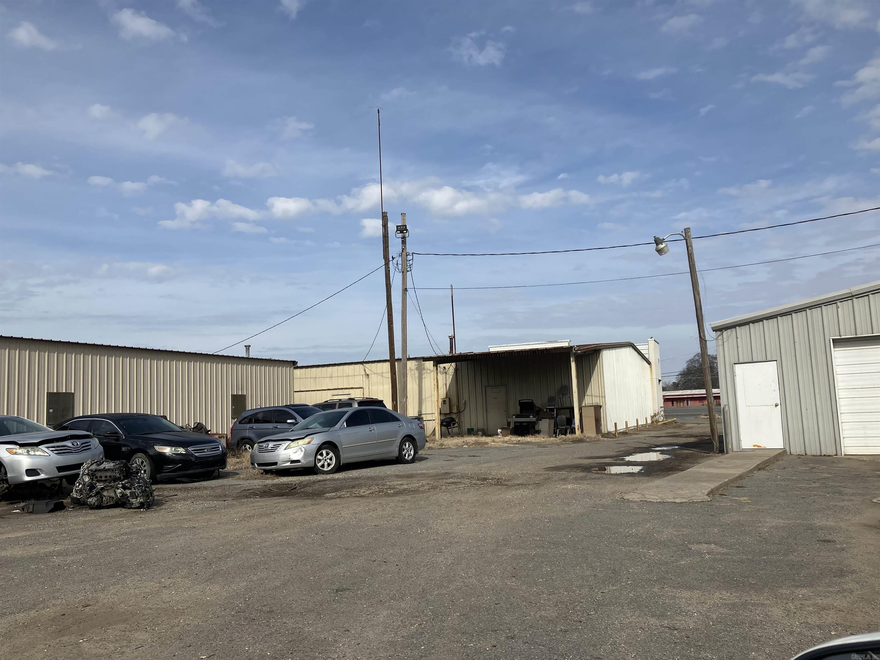 2500/2502 E Harding  Pine Bluff, AR