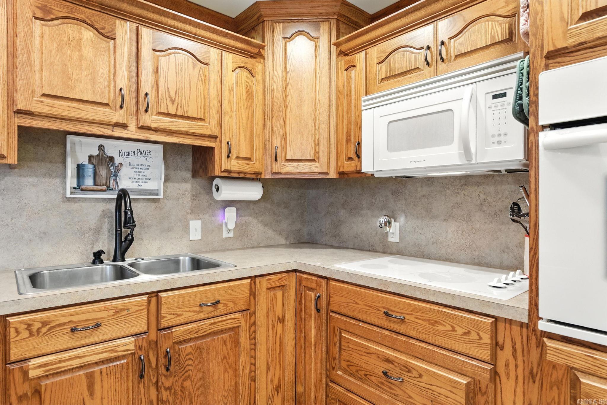 6 smokey ridge Court Sheridan, AR 72150