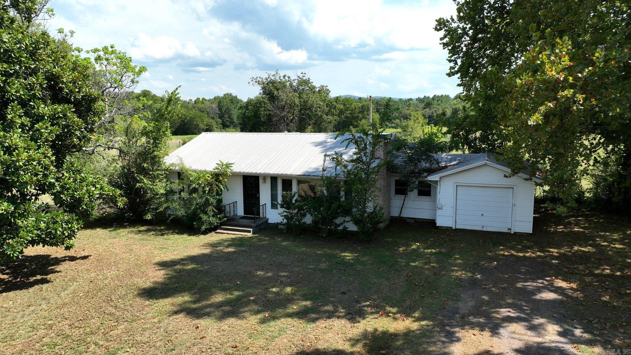 6295  Highway 28  Parks, AR