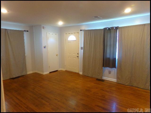 9910 Brooks  Little Rock, AR