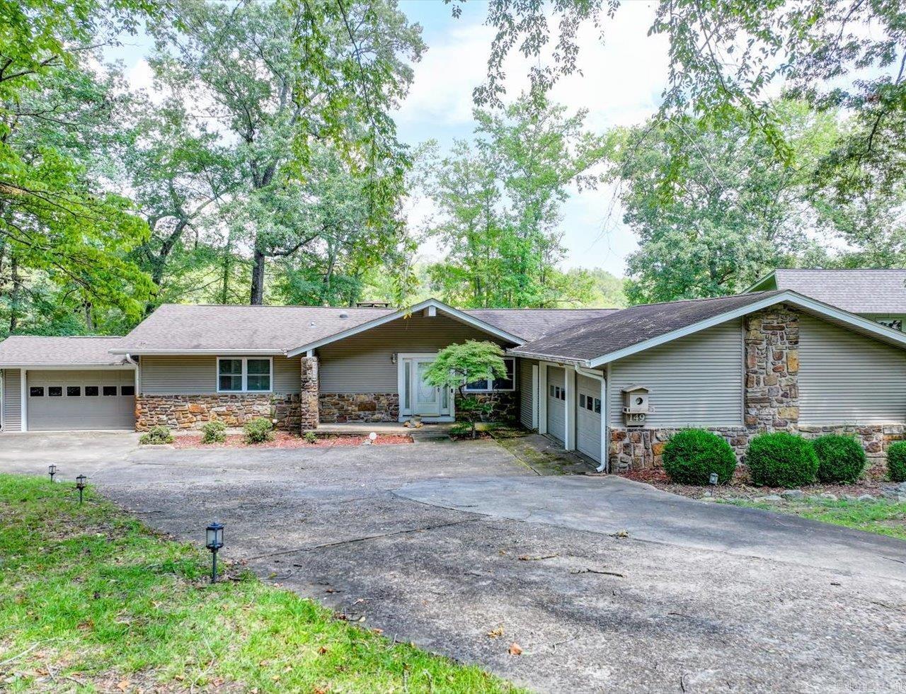 149 Scenic Drive
