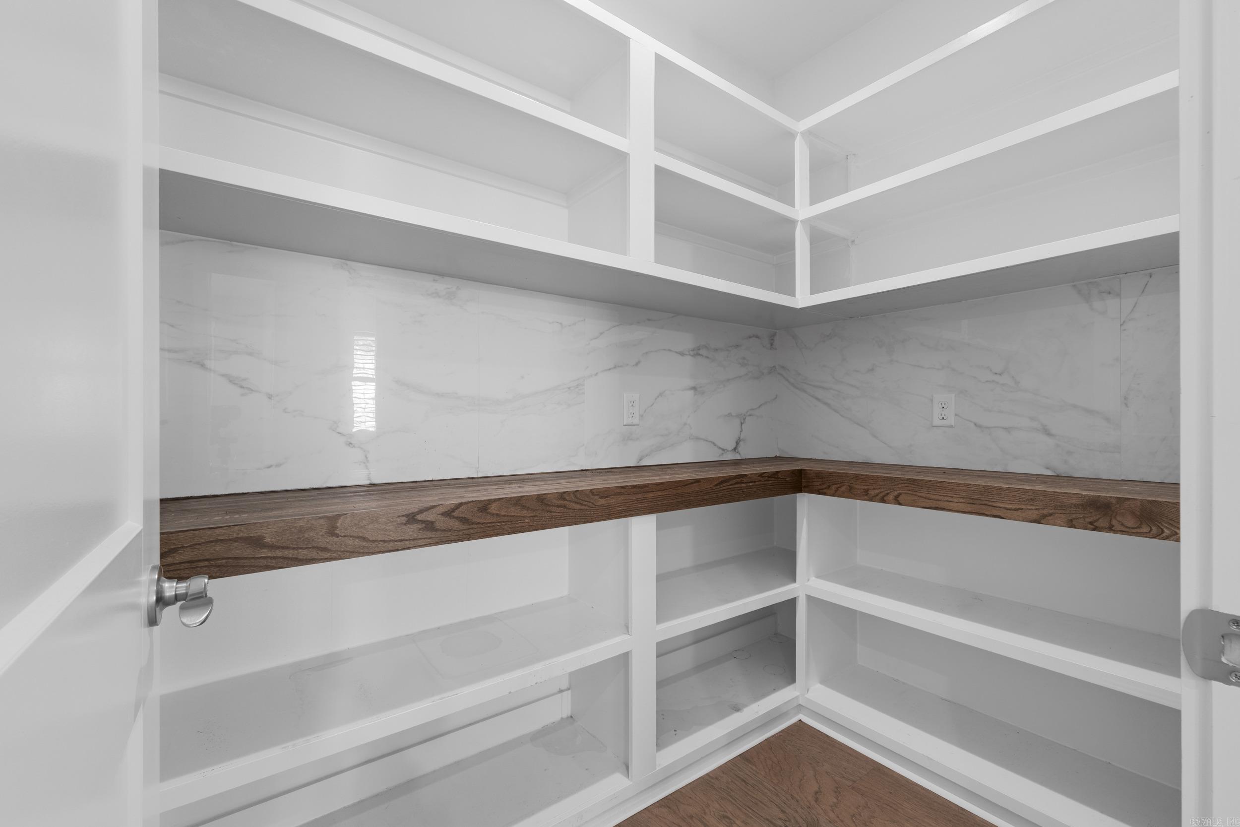 7901 S Shoreline Boulevard Benton, AR 72019