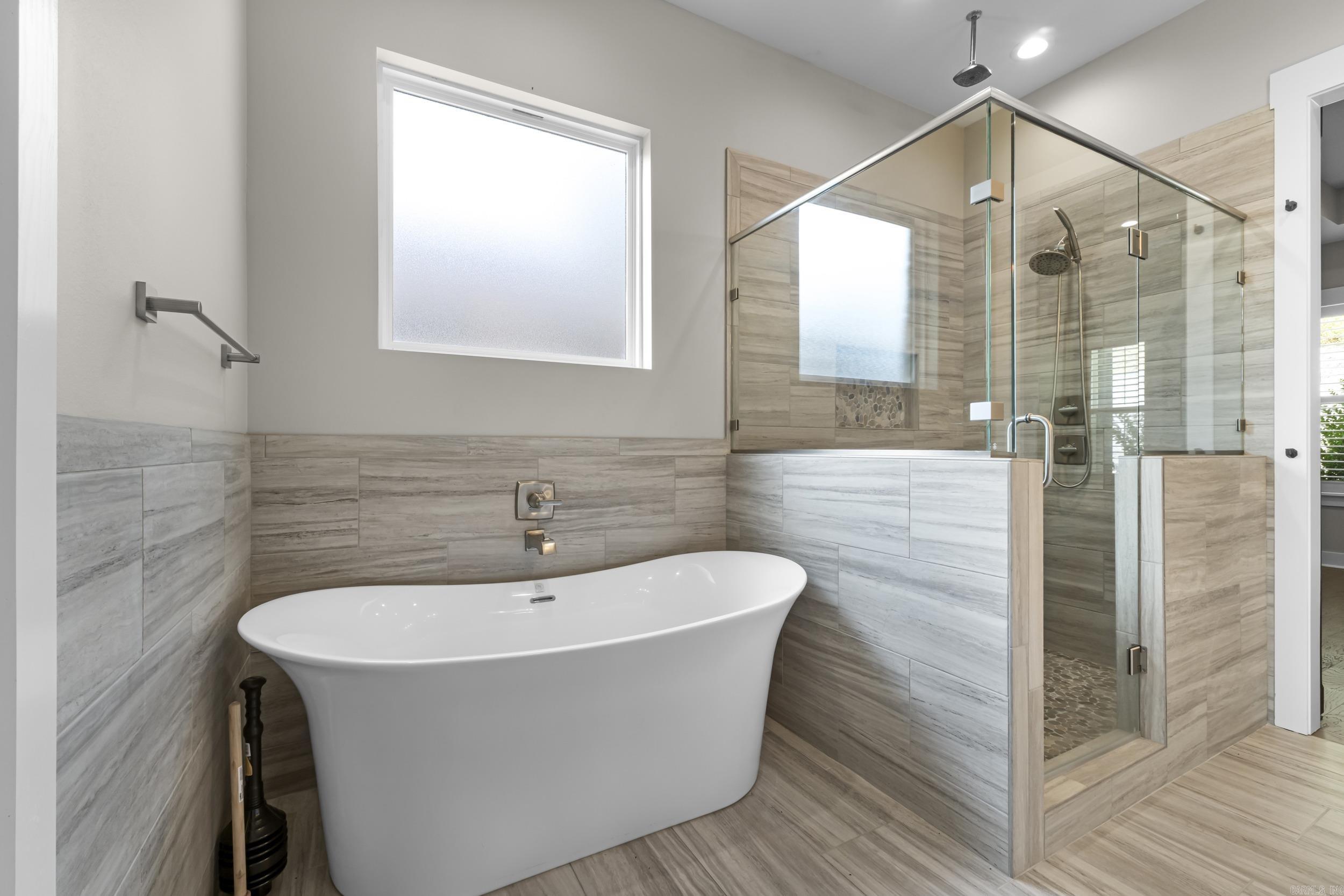 7901 S Shoreline Boulevard Benton, AR 72019