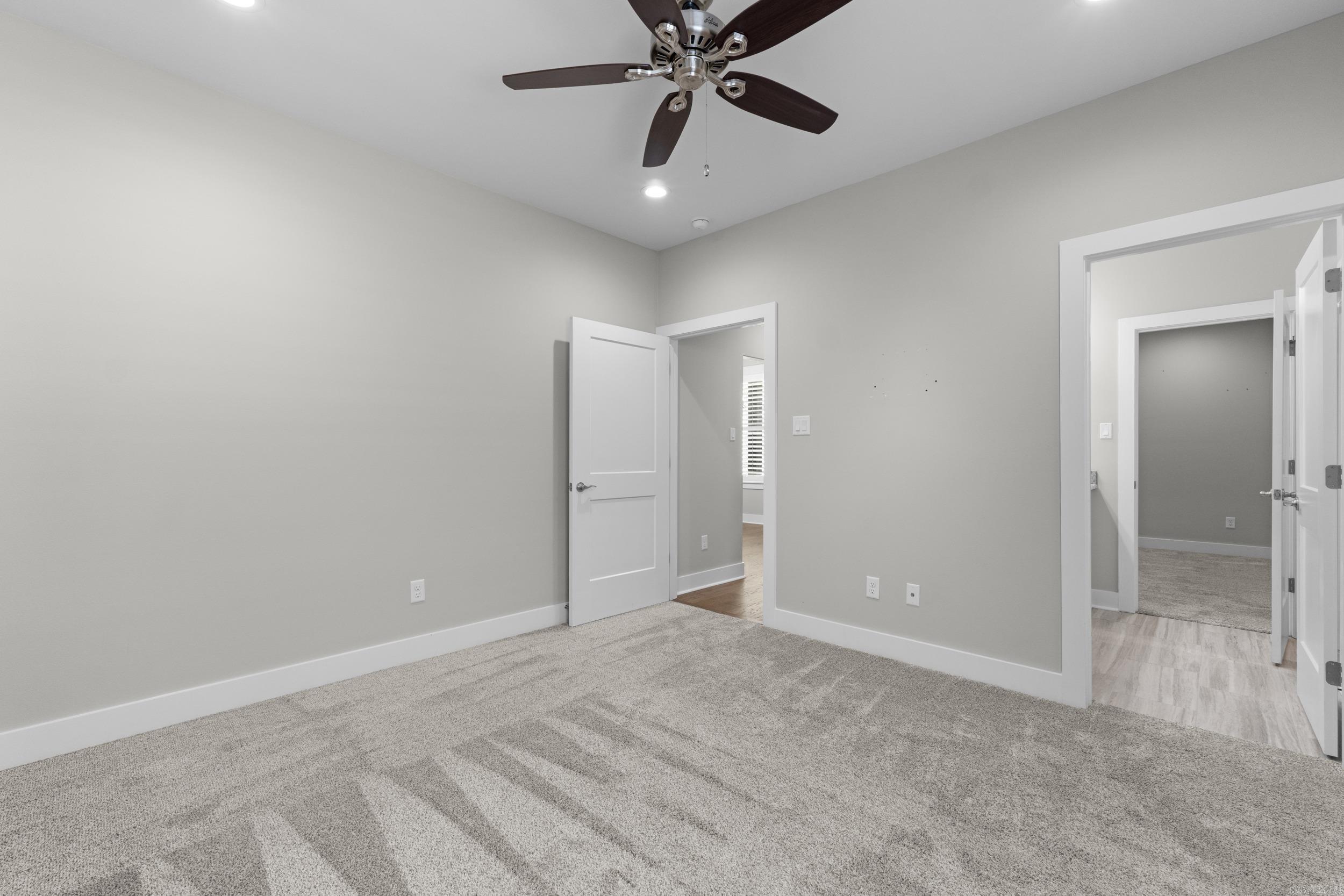 7901 S Shoreline Boulevard Benton, AR 72019