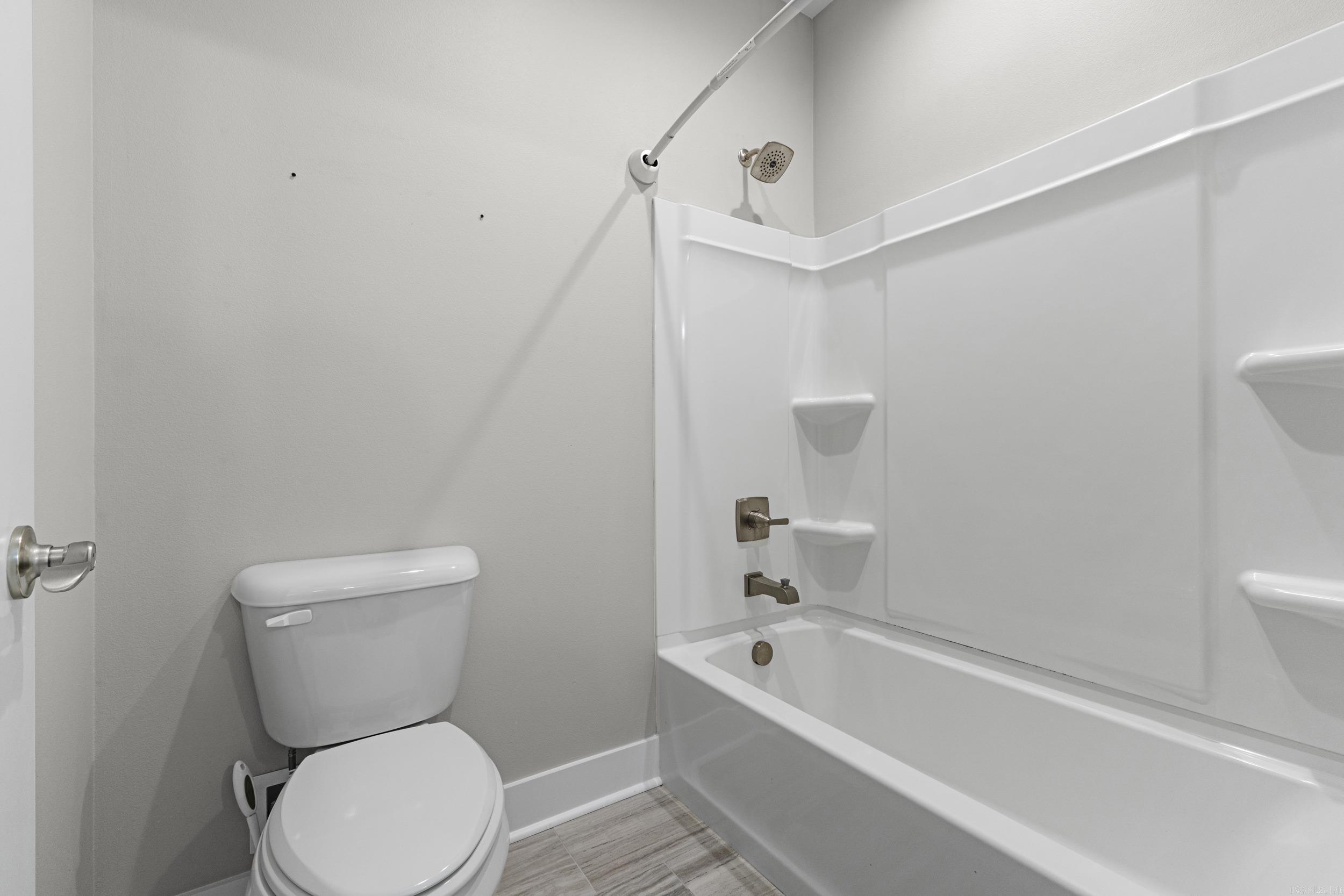 7901 S Shoreline Boulevard Benton, AR 72019