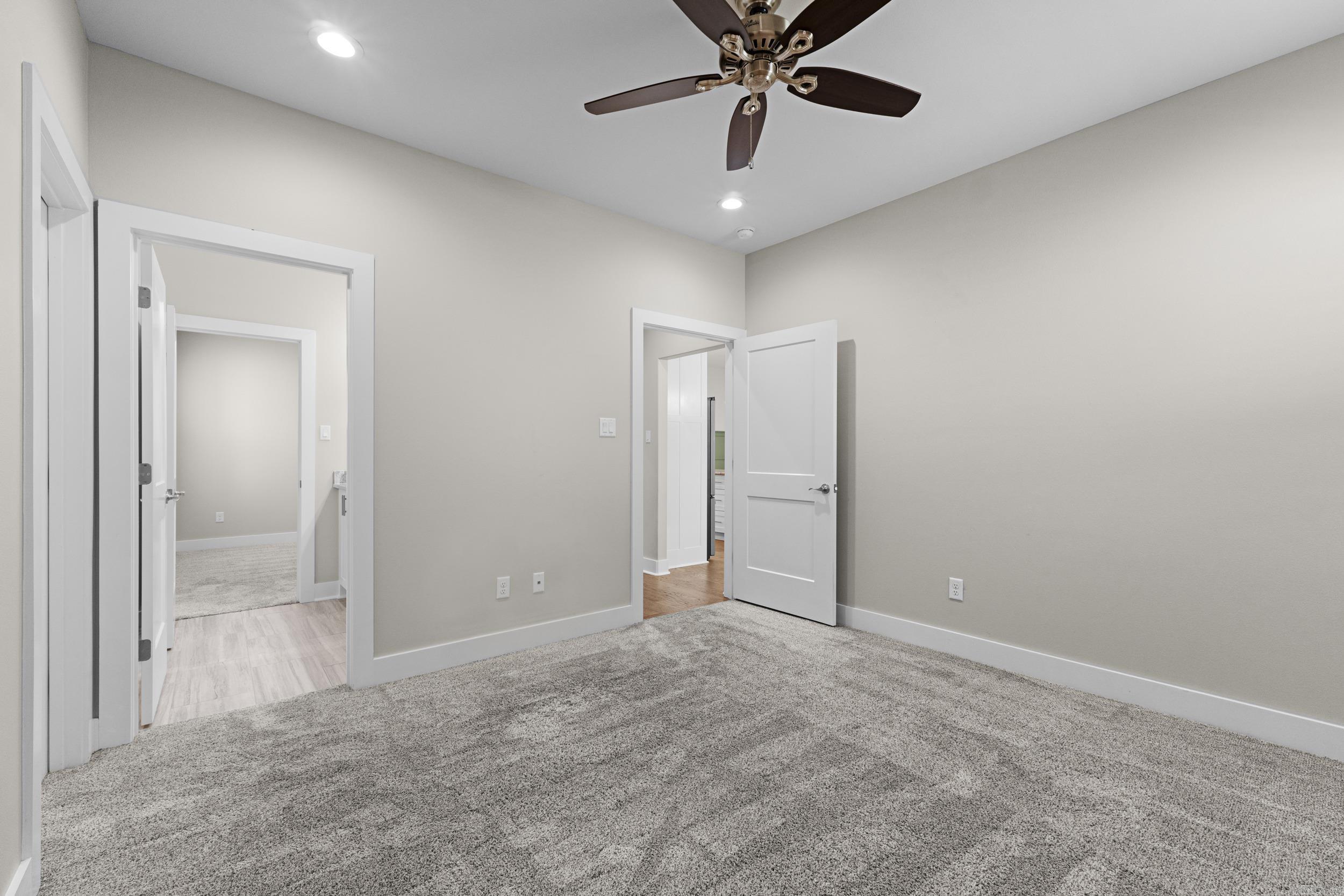 7901 S Shoreline Boulevard Benton, AR 72019