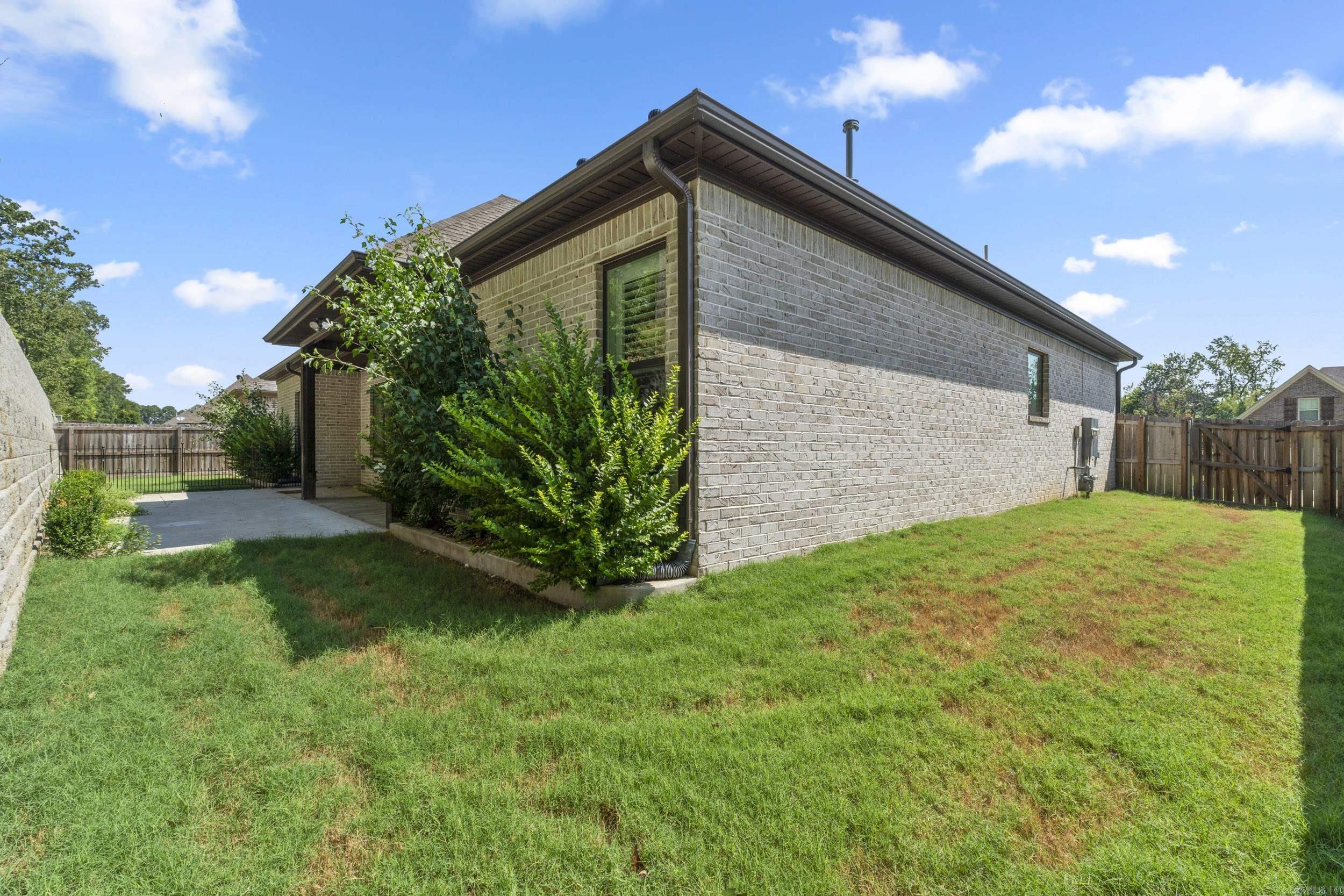 7901 S Shoreline Boulevard Benton, AR 72019