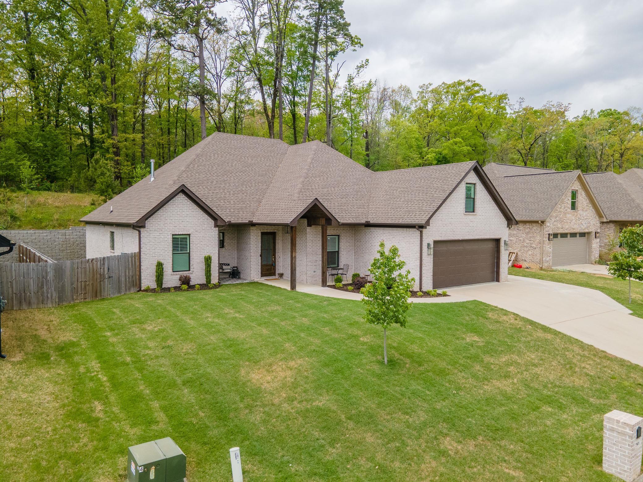 7901 S Shoreline Boulevard Benton, AR 72019