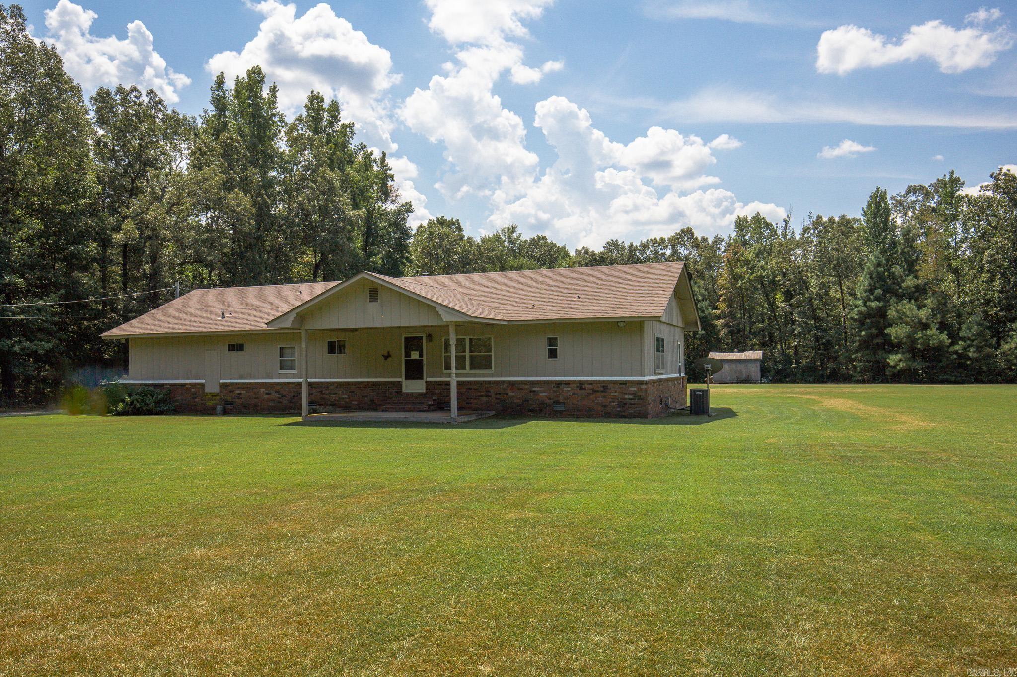 1508 Red Oak Ln. Pine Bluff, AR 71603