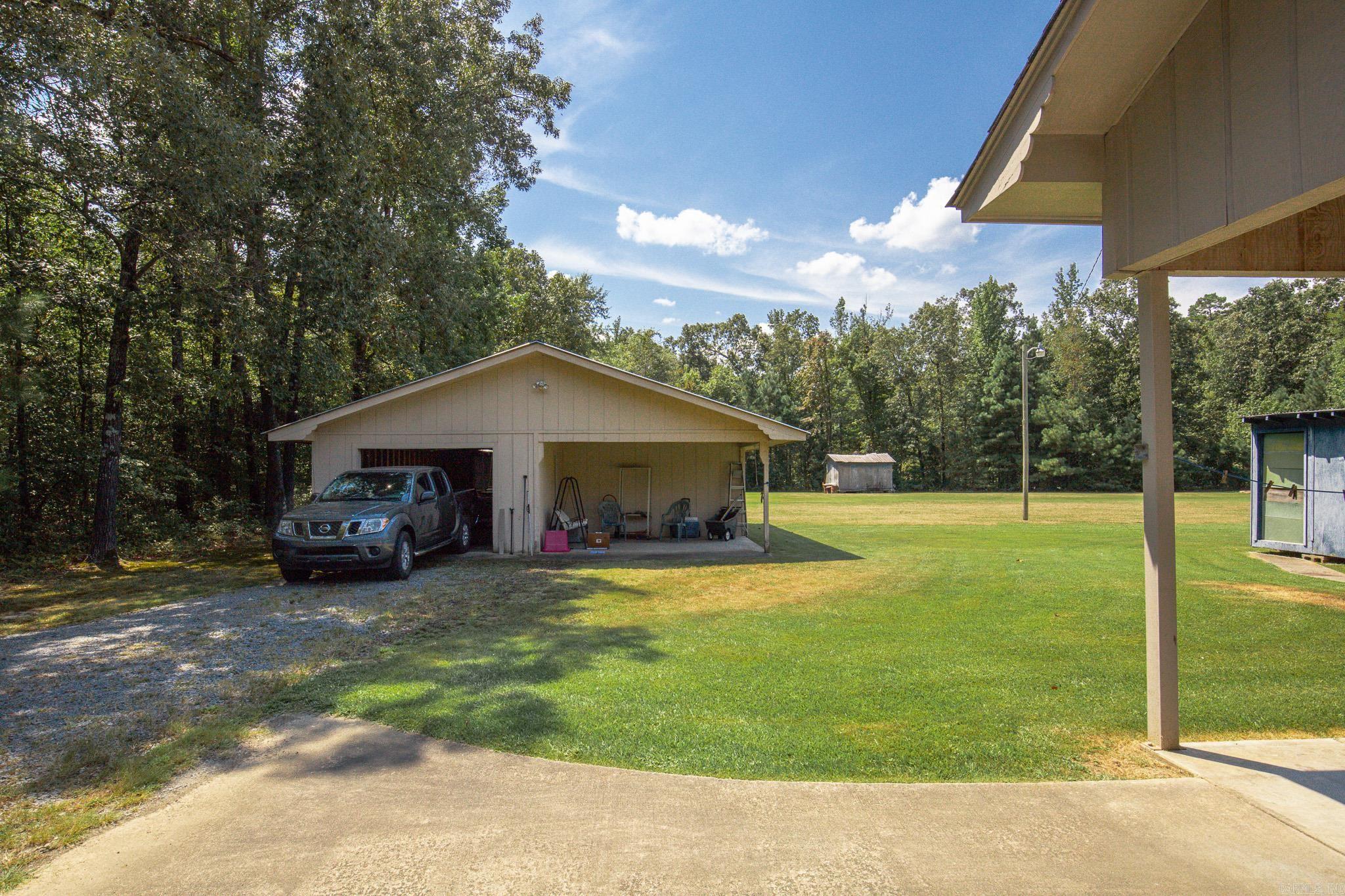 1508 Red Oak Ln. Pine Bluff, AR 71603