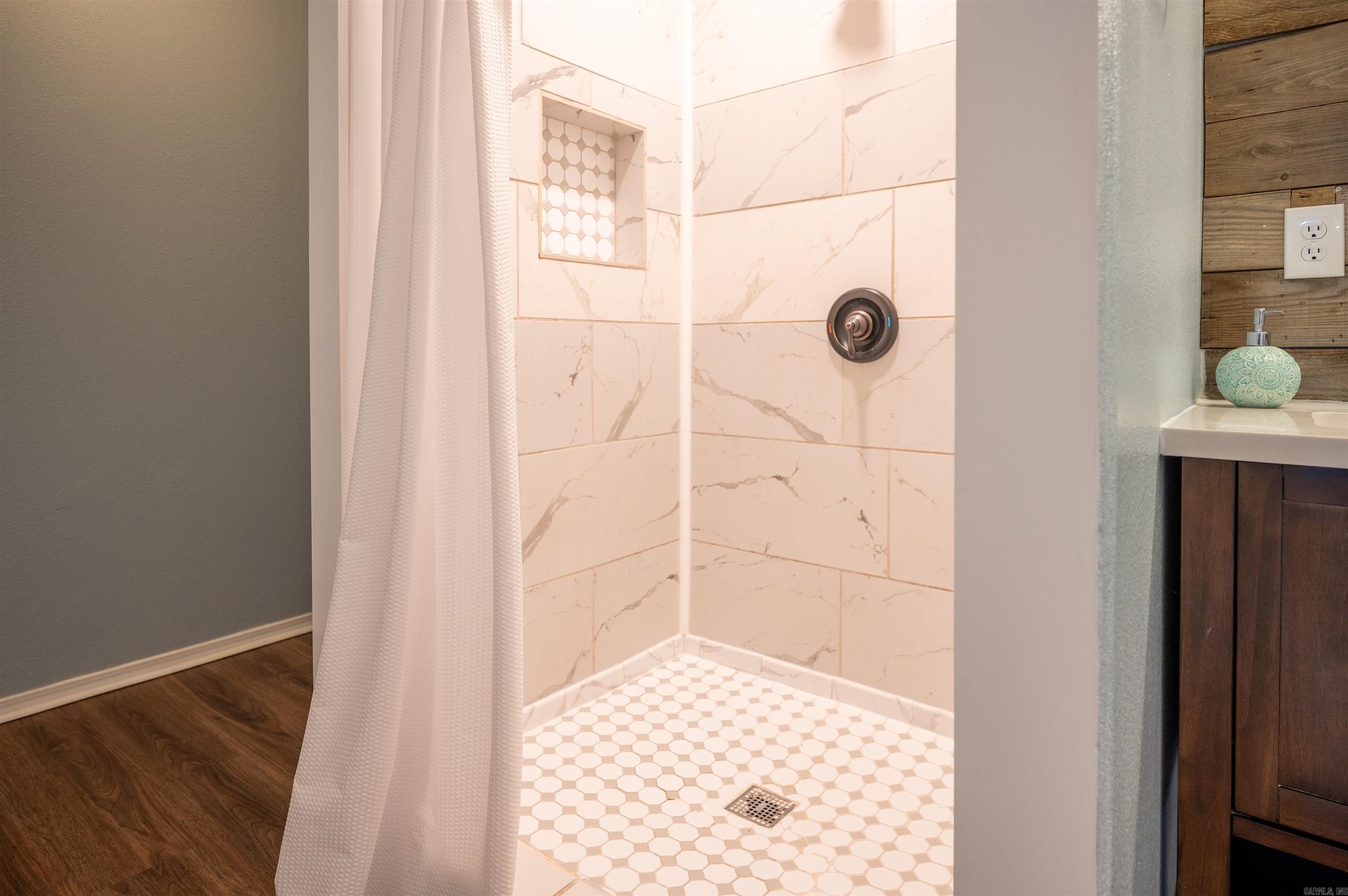 2923 Graham Road Jacksonville, AR 72076