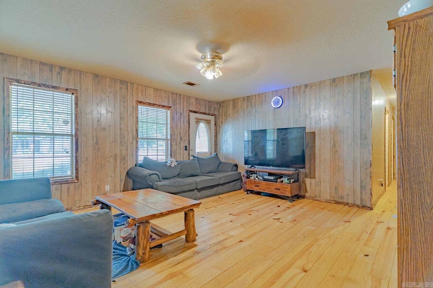 1302 Walker St  Paragould, AR