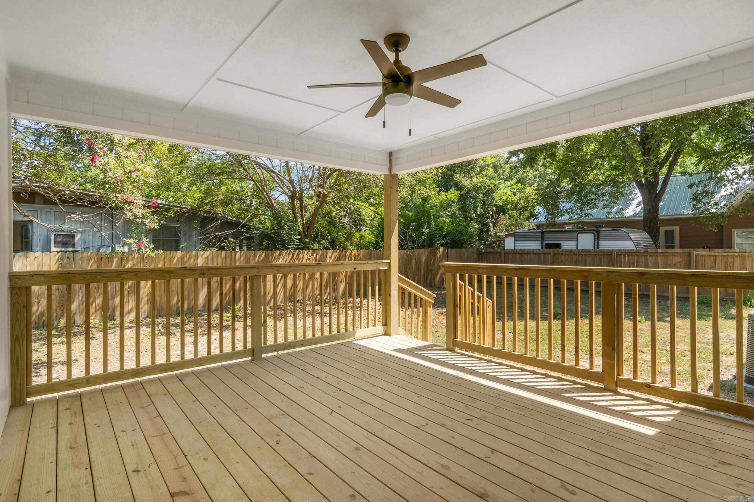 418 W 4th  Lonoke, AR