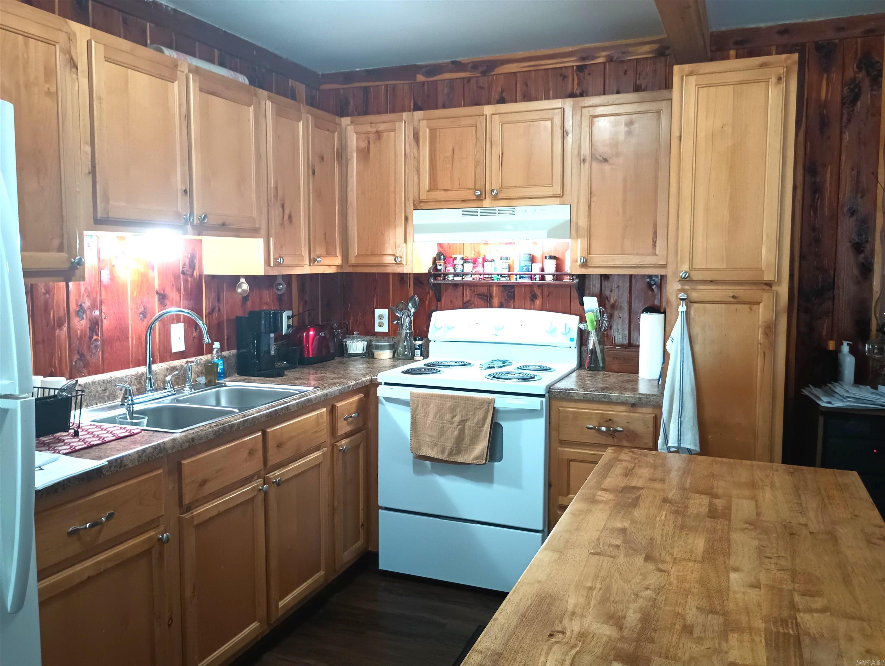 1808 PALM  Paragould, AR