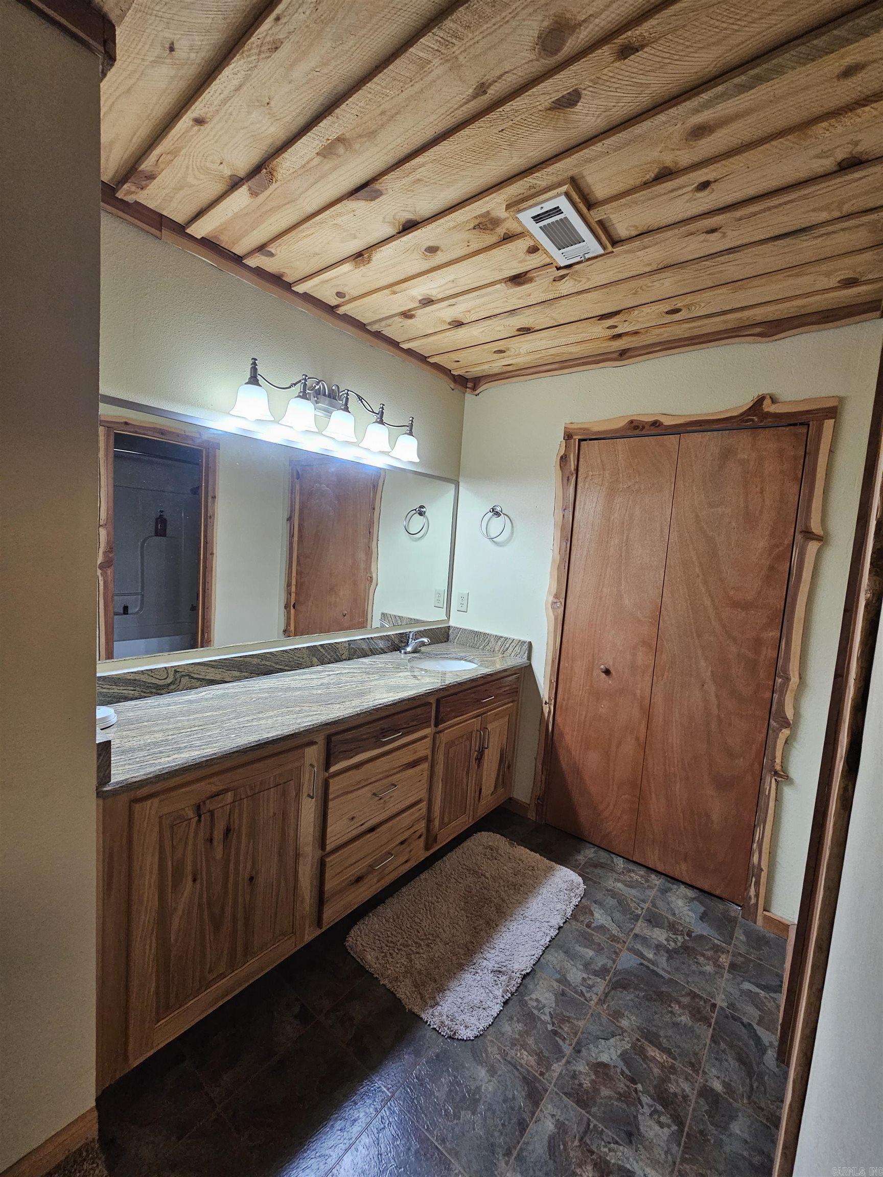 Unk Jennie  Mena, AR