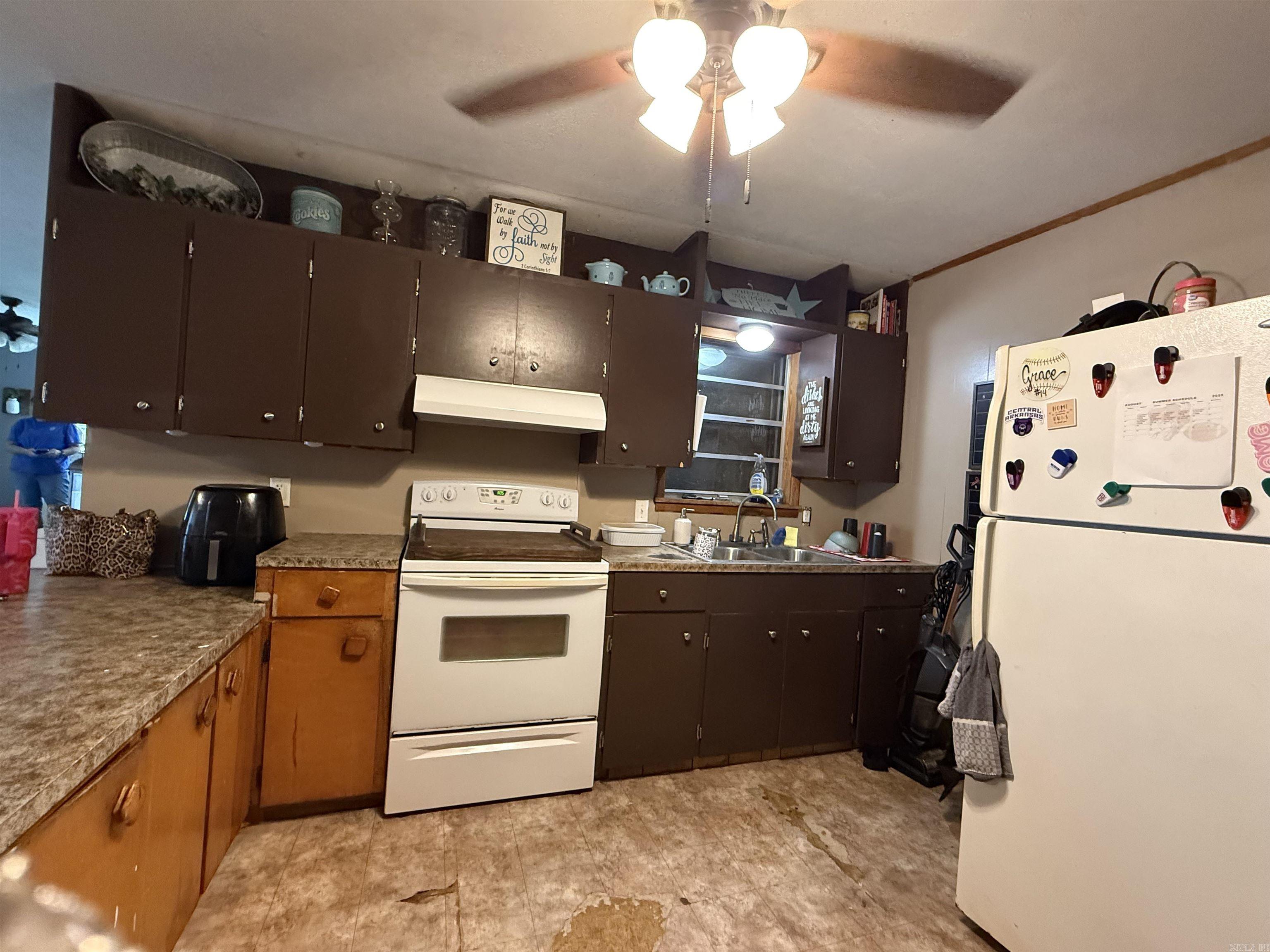 863 Hwy 27 N  Murfreesboro, AR