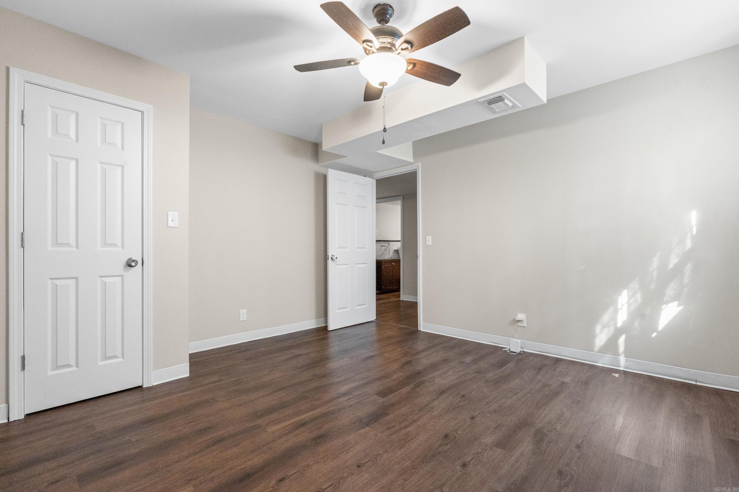 4 Vitoria  Hot Springs Village, AR