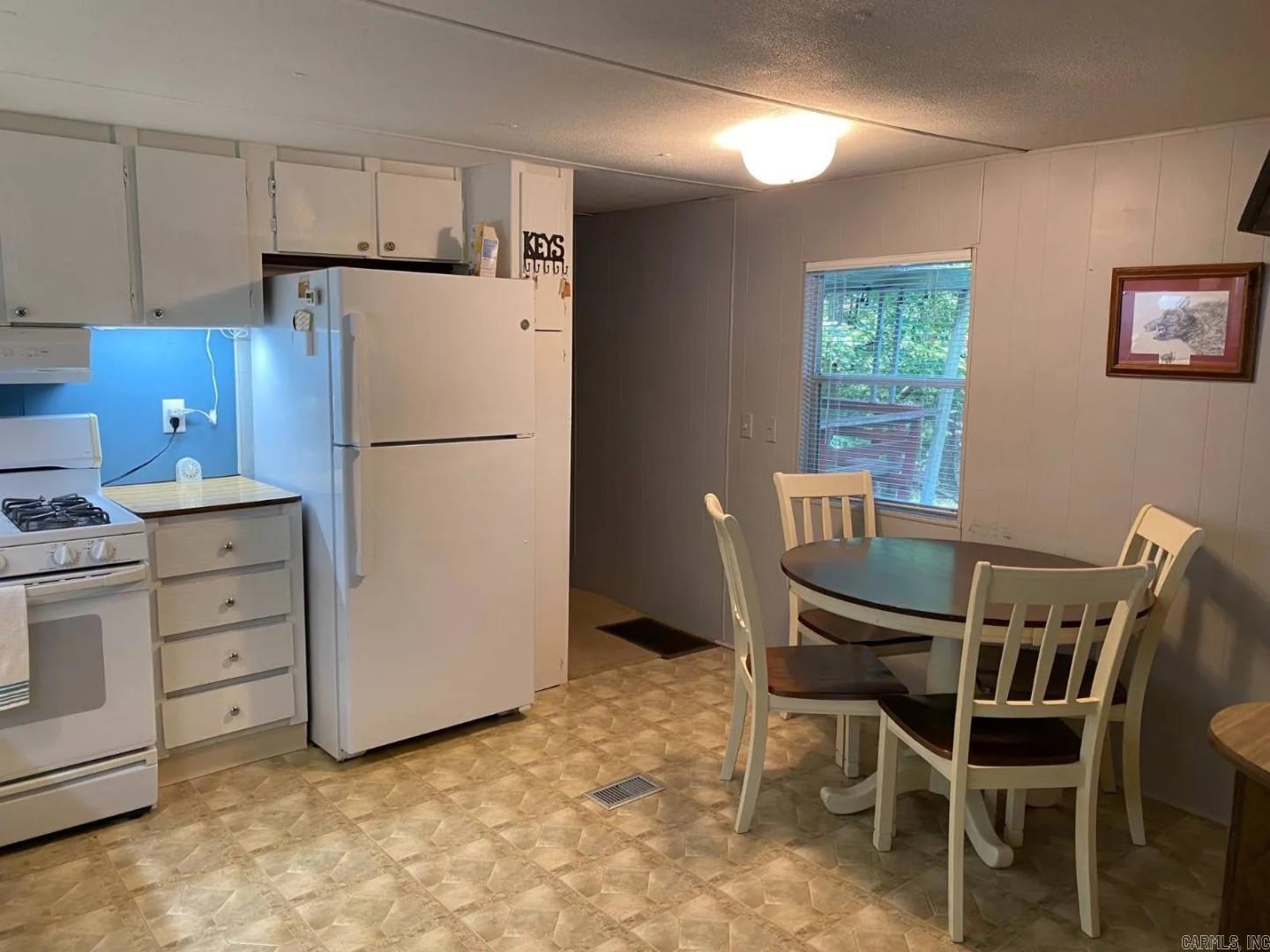 69 Circle T  Mount Ida, AR