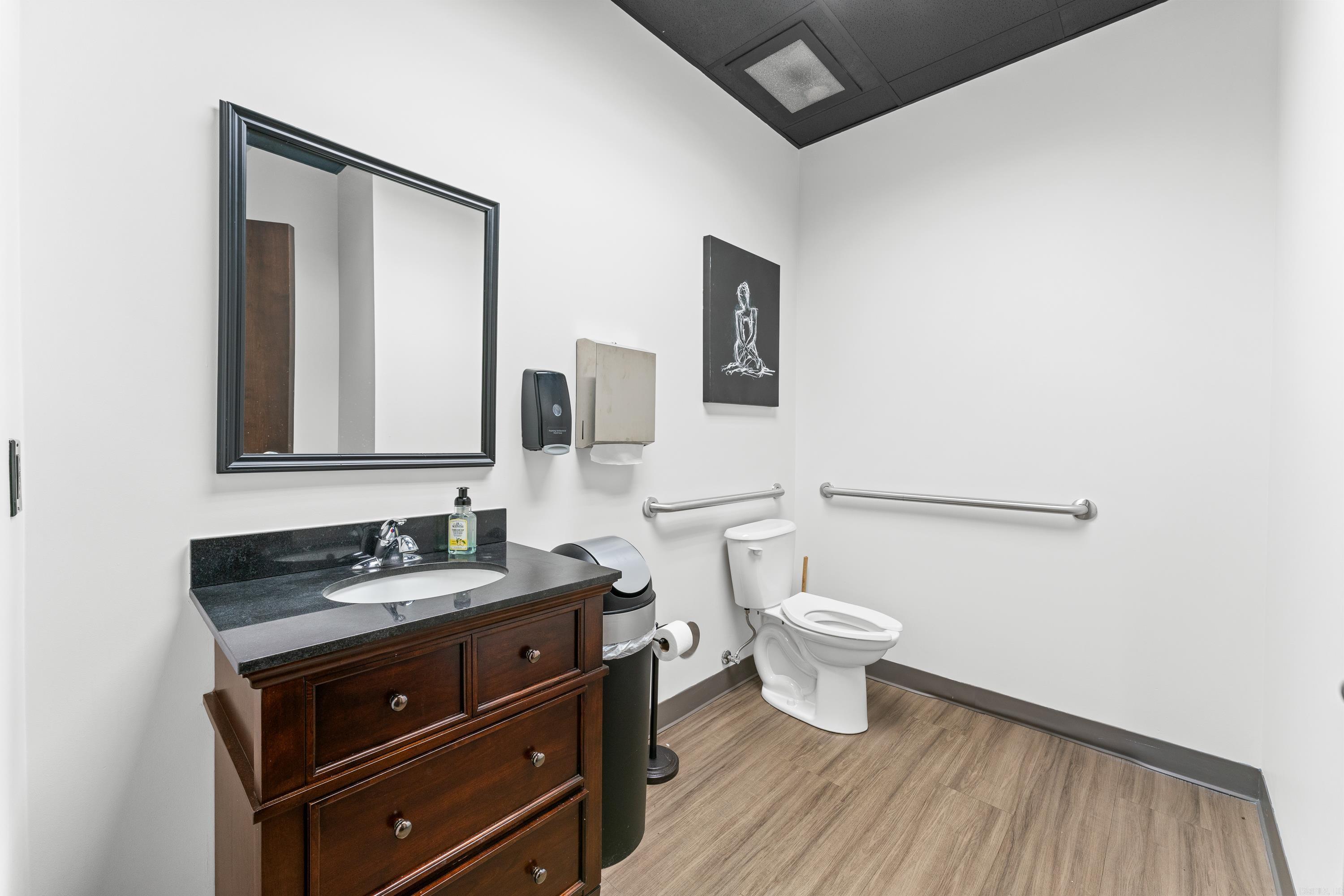 3945 N Vantage  Fayetteville, AR