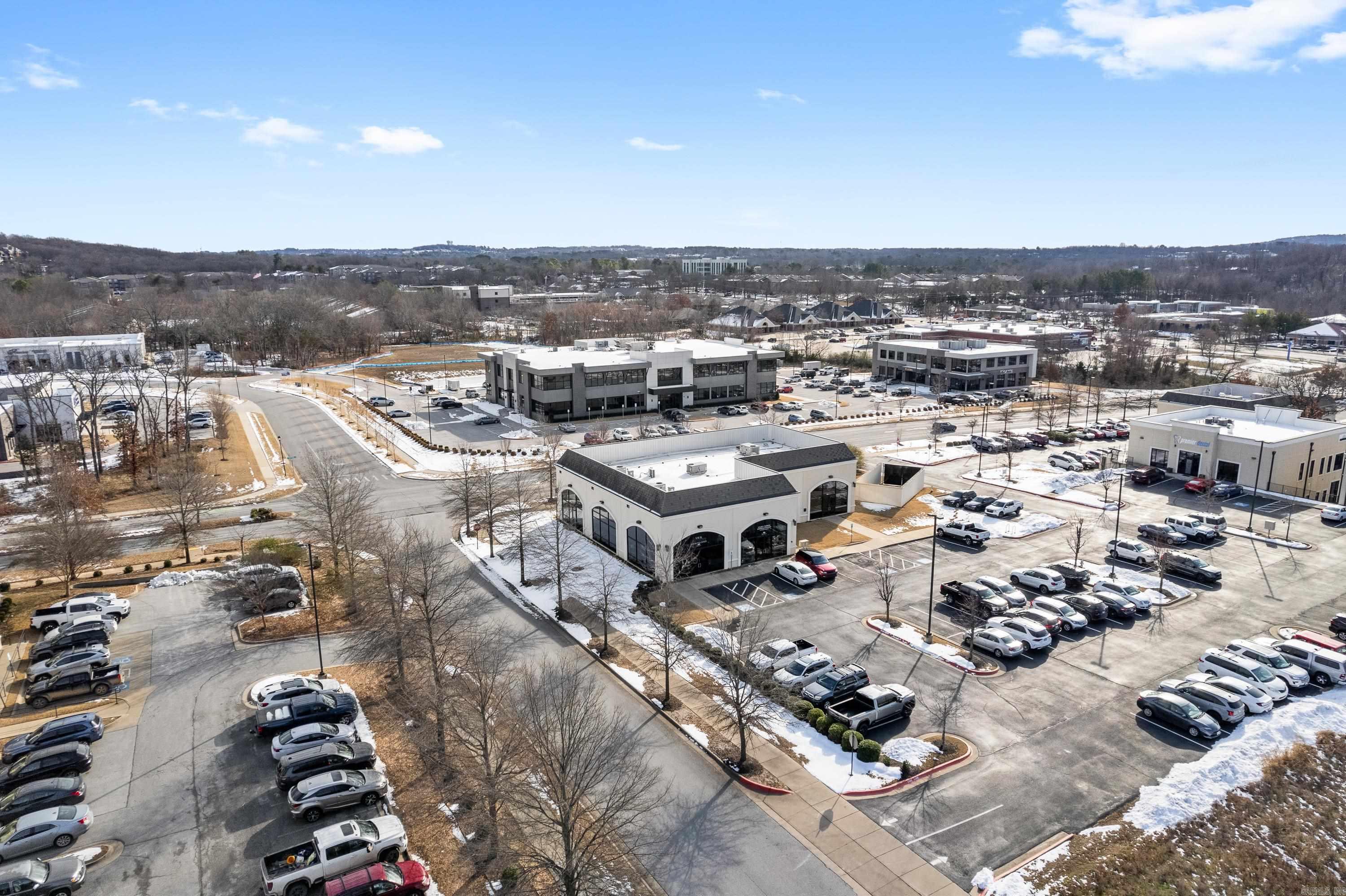 3945 N Vantage  Fayetteville, AR