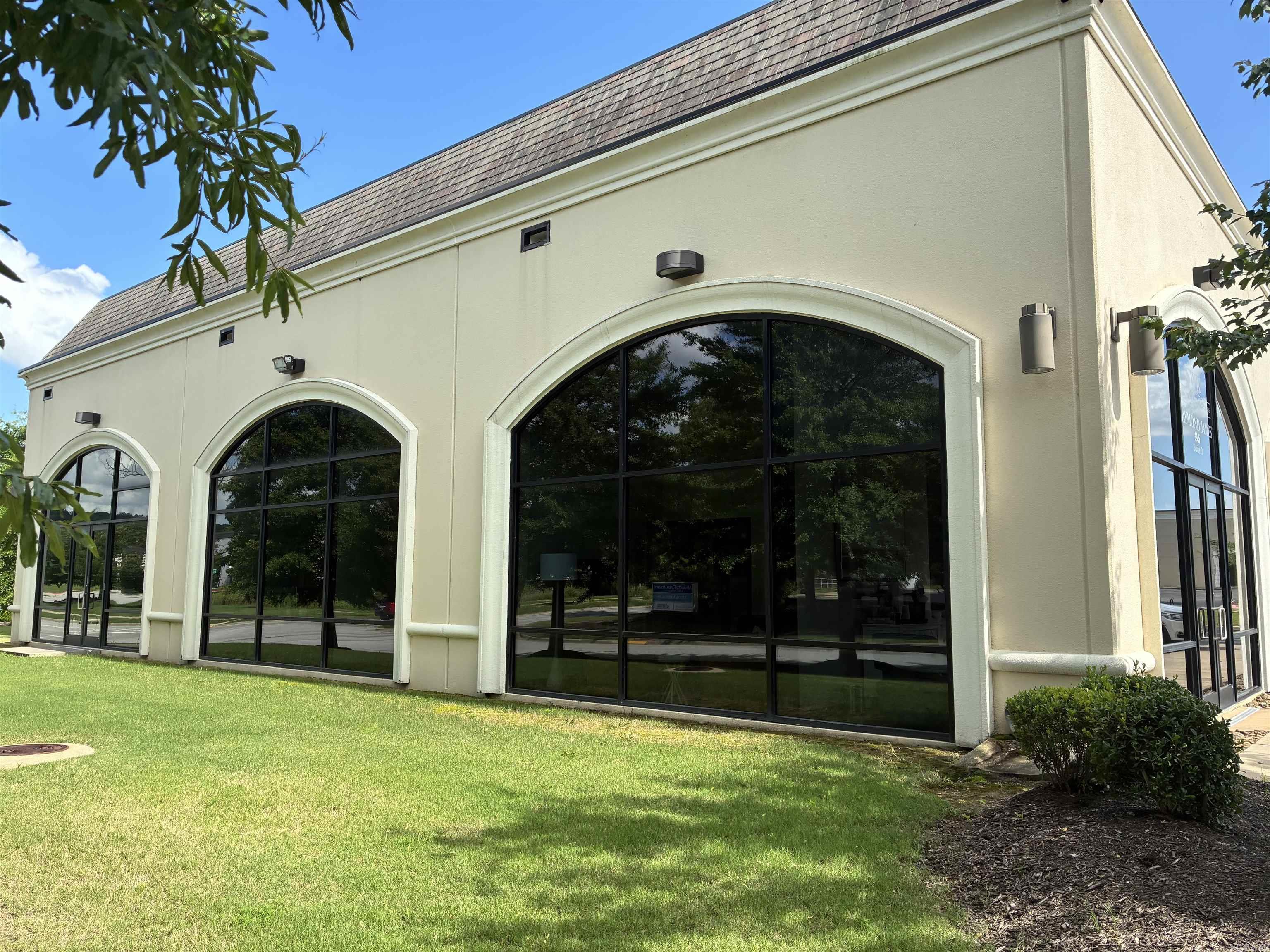 3945 N Vantage  Fayetteville, AR