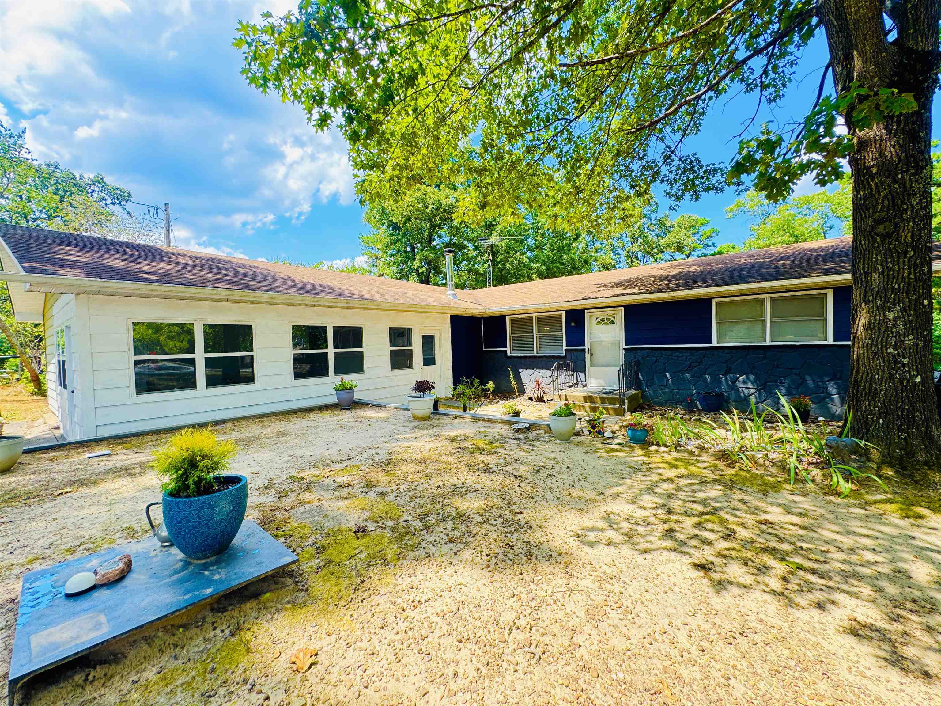 3648 Jordan  Norfork, AR