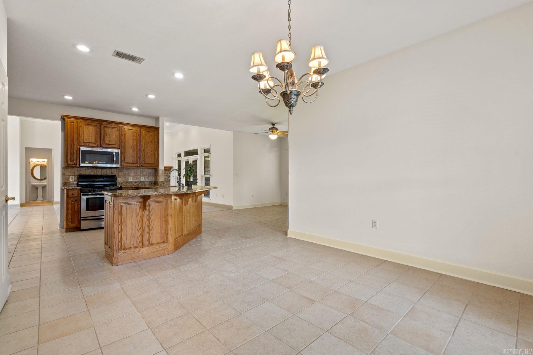 123 Saratoga Street  Hot Springs, AR