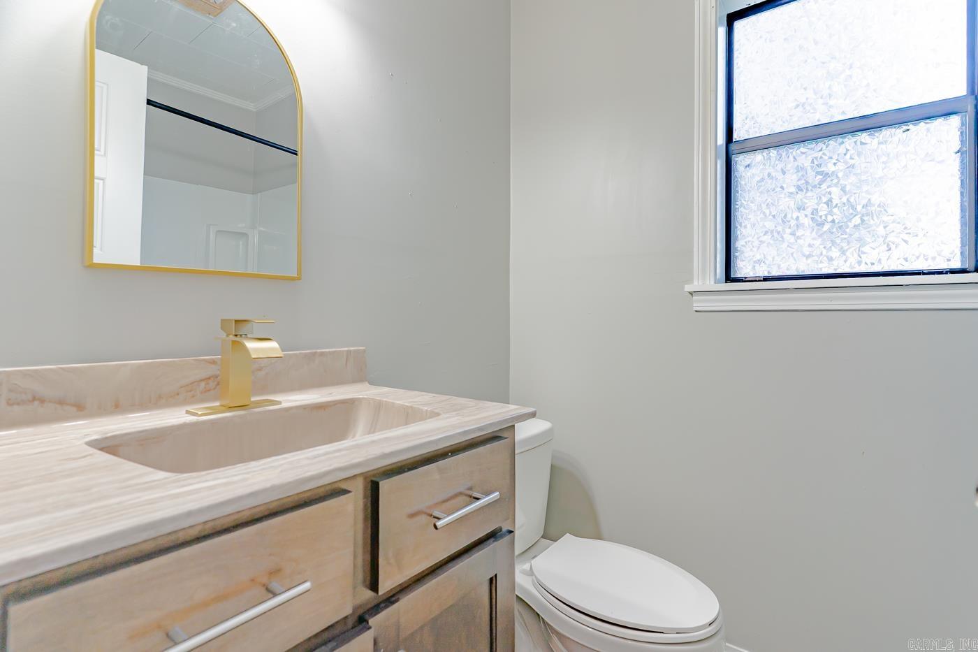 224 E Olympia Ave Manila, AR 72442