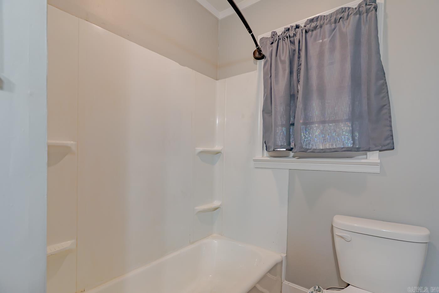 224 E Olympia Ave Manila, AR 72442