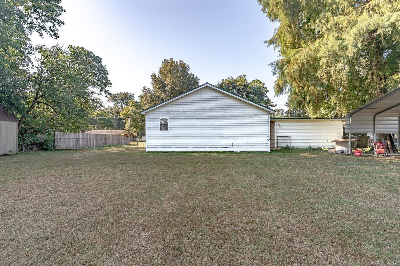 224 E Olympia Ave Manila, AR 72442