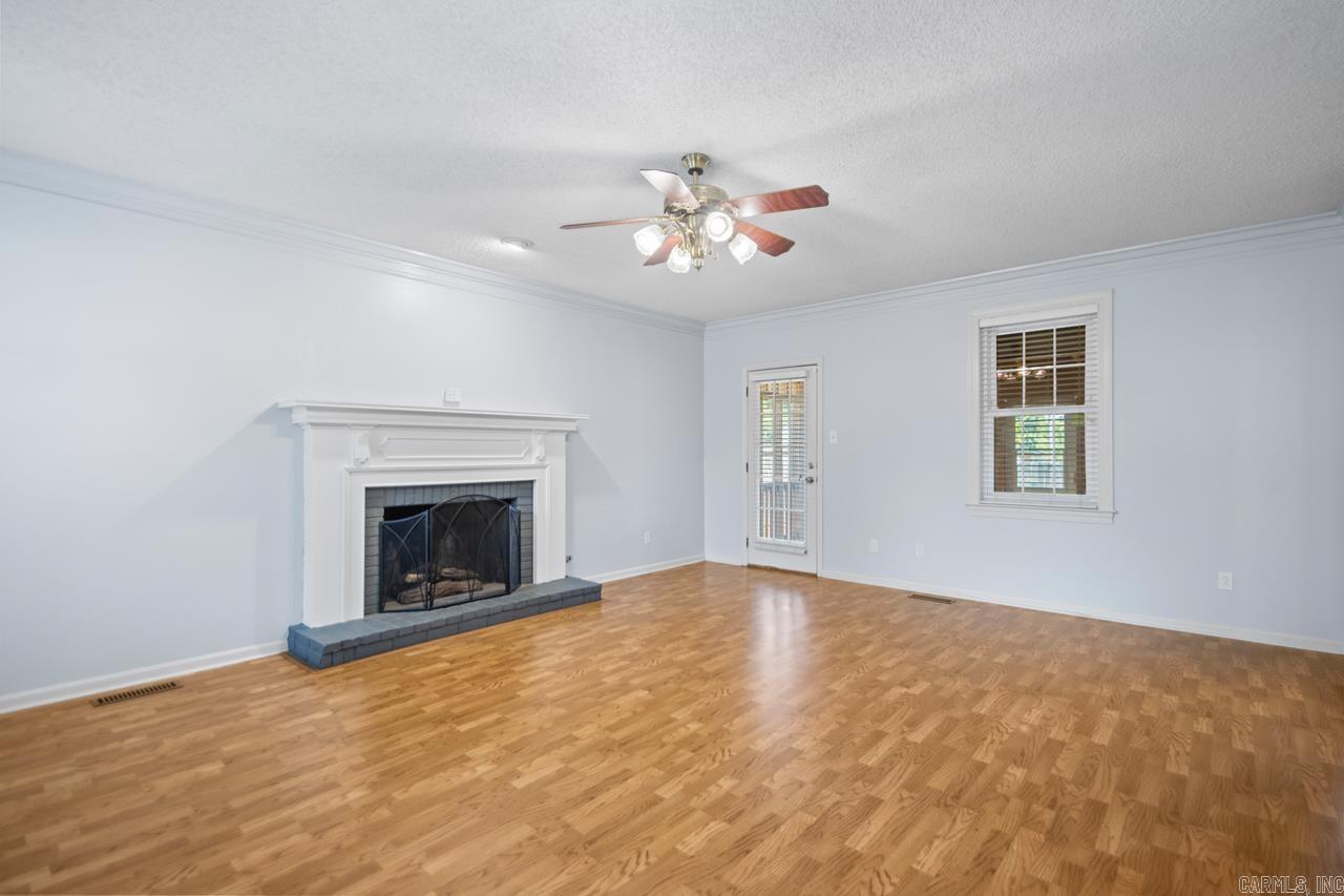 1406 Coolhurst Avenue Sherwood, AR 72120