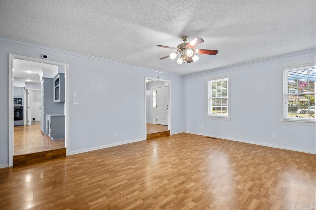 1406 Coolhurst Avenue Sherwood, AR 72120