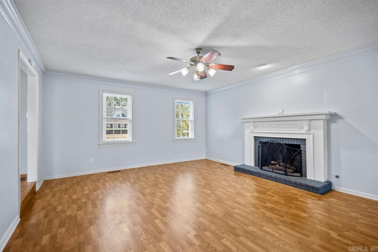 1406 Coolhurst Avenue Sherwood, AR 72120