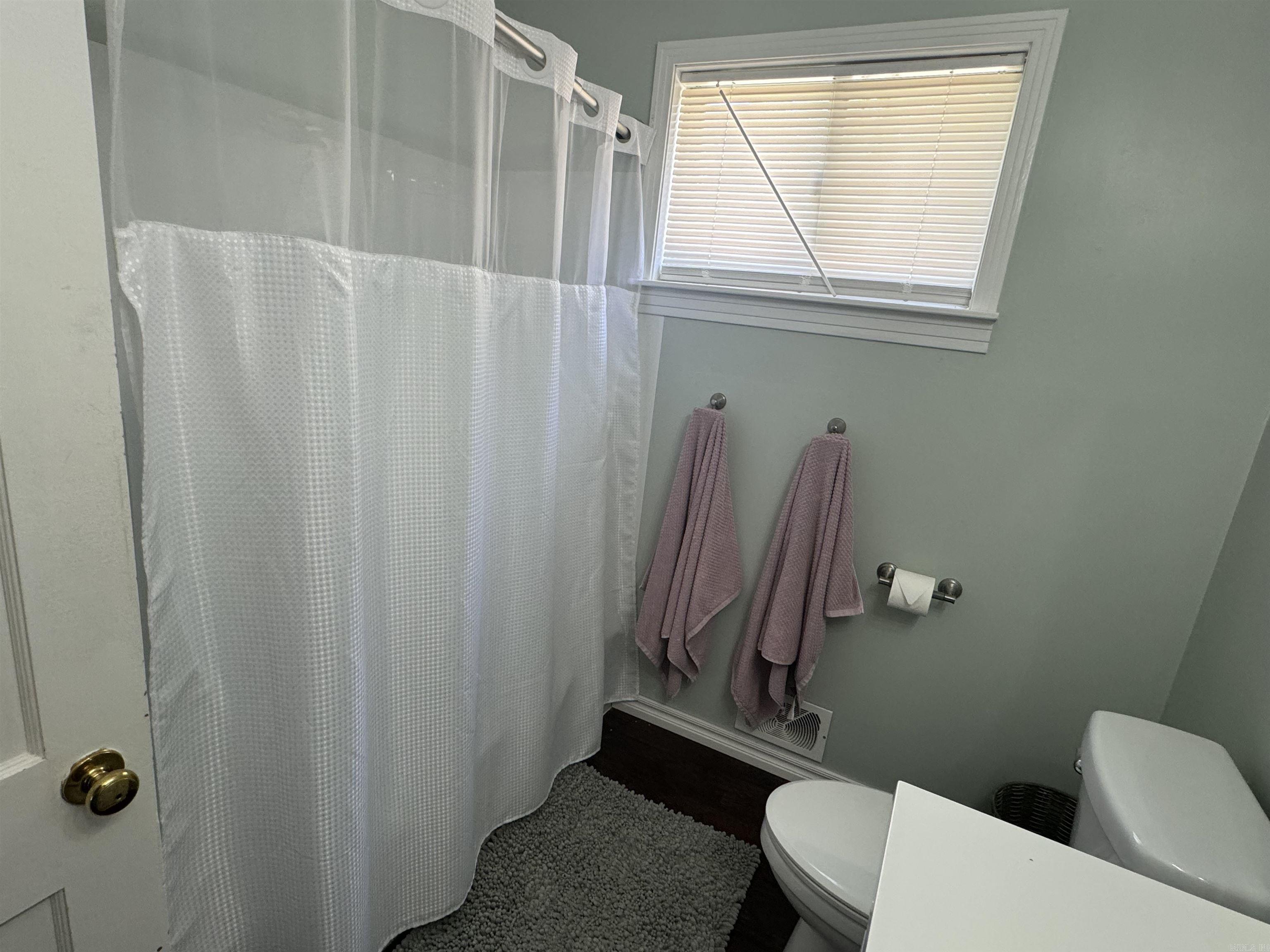 1207 ELM ST.  Crossett, AR