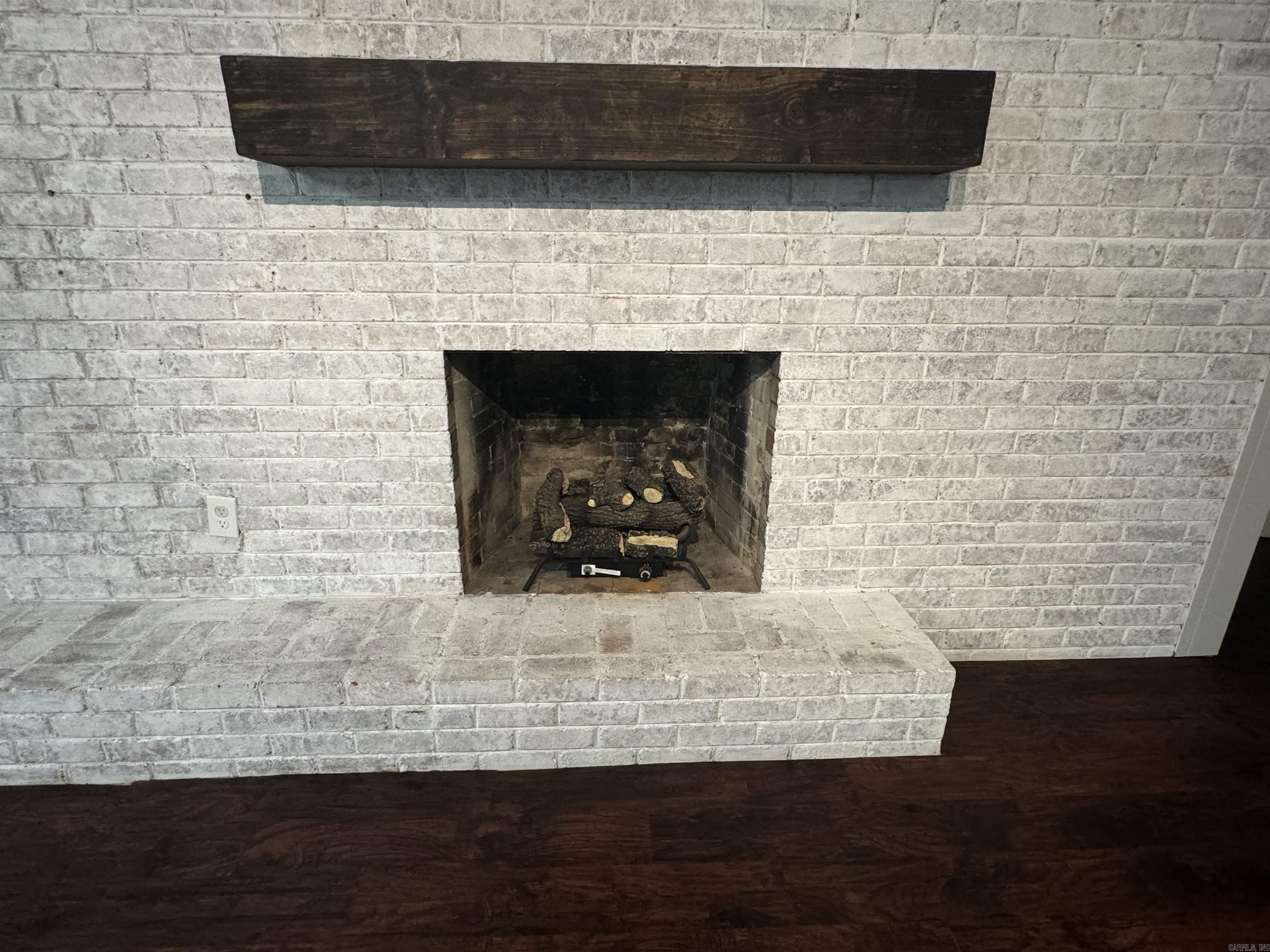 1207 ELM ST.  Crossett, AR