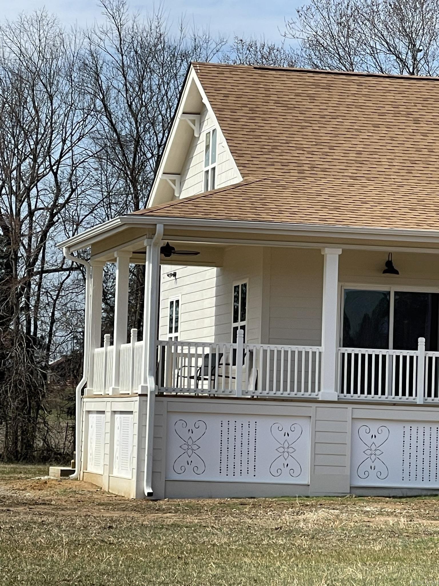 2055 E Church Street Altus, AR 72821