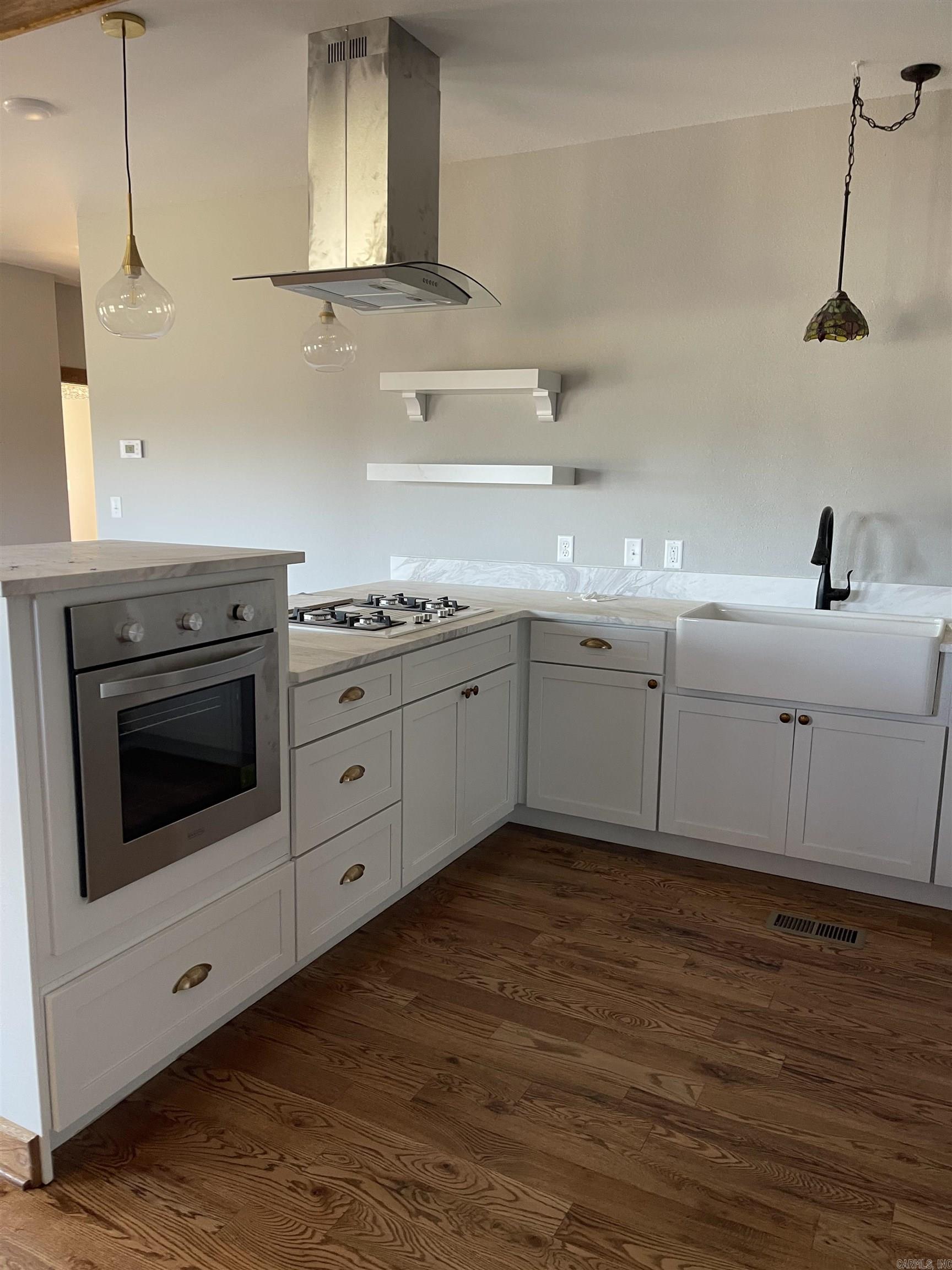 2055 E Church Street Altus, AR 72821