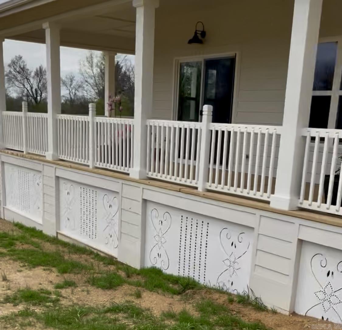 2055 E Church Street Altus, AR 72821