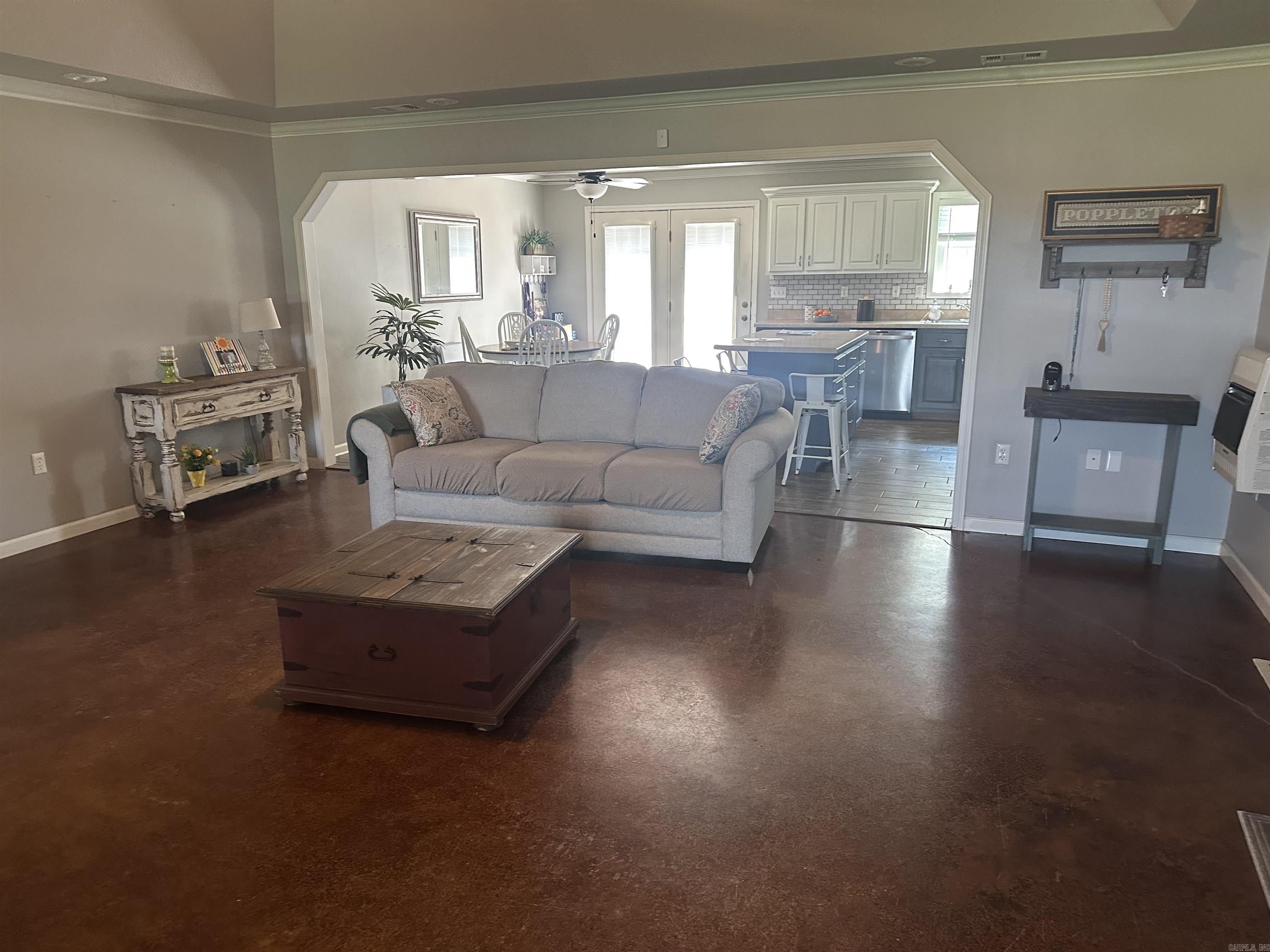 2010 Greenway Lane Jonesboro, AR 72405